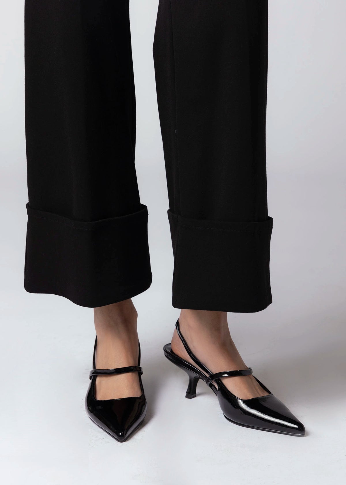 swatch_Black Patent jeffrey campbell tanya slingback pump
