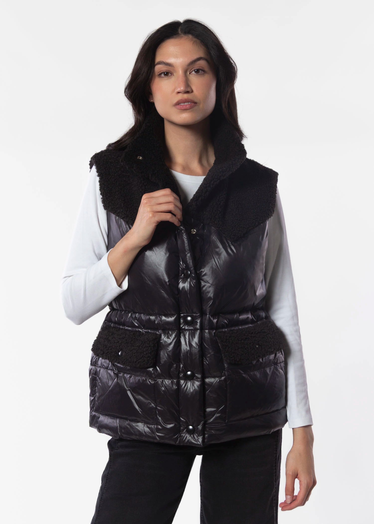swatch_Black alex puffer vests