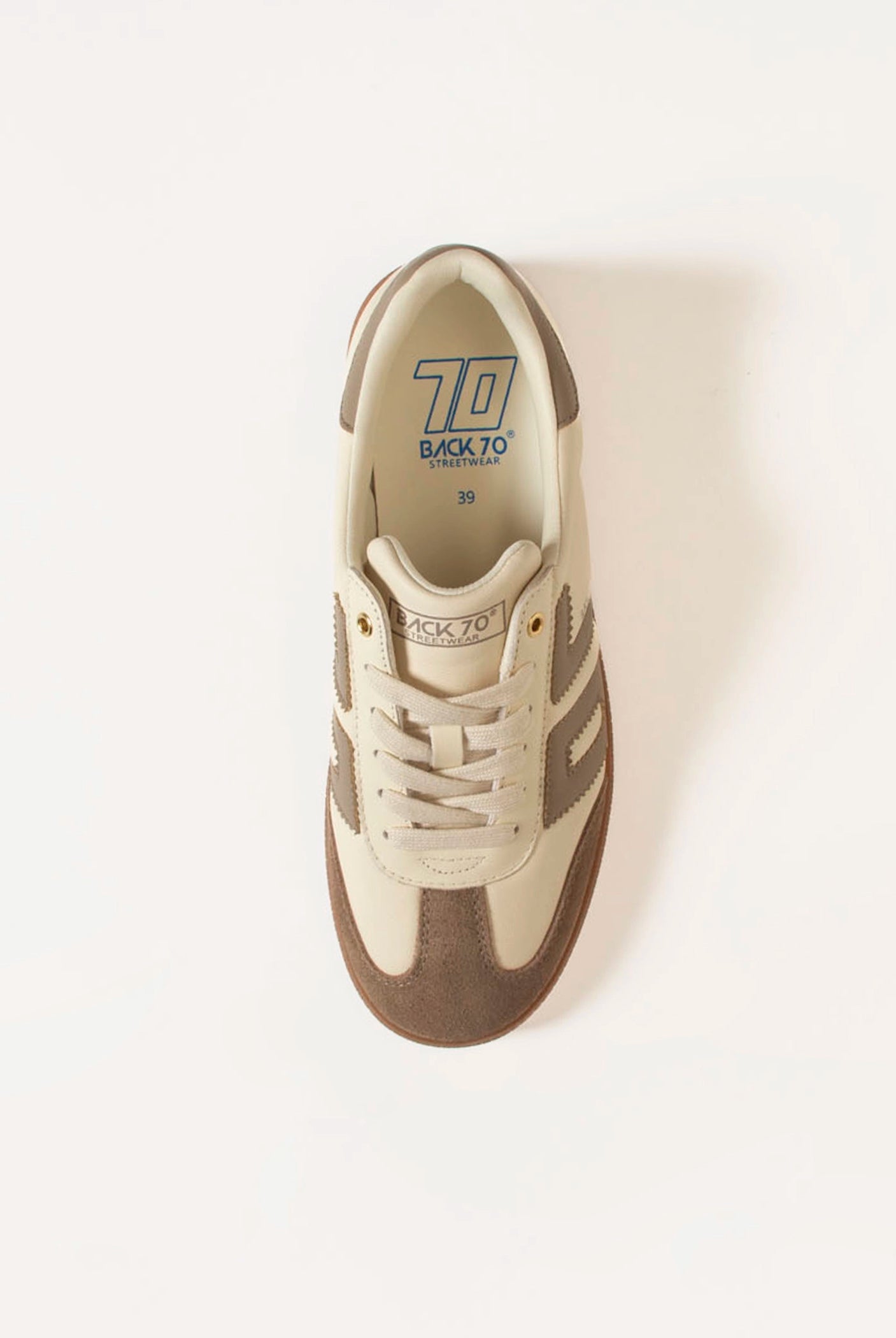 swatch_Milk/Taupe cloud NM sneaker