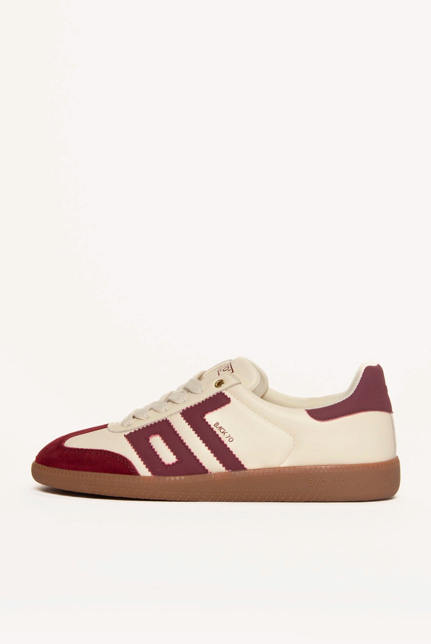 swatch_Milk/Wine cloud NM sneaker