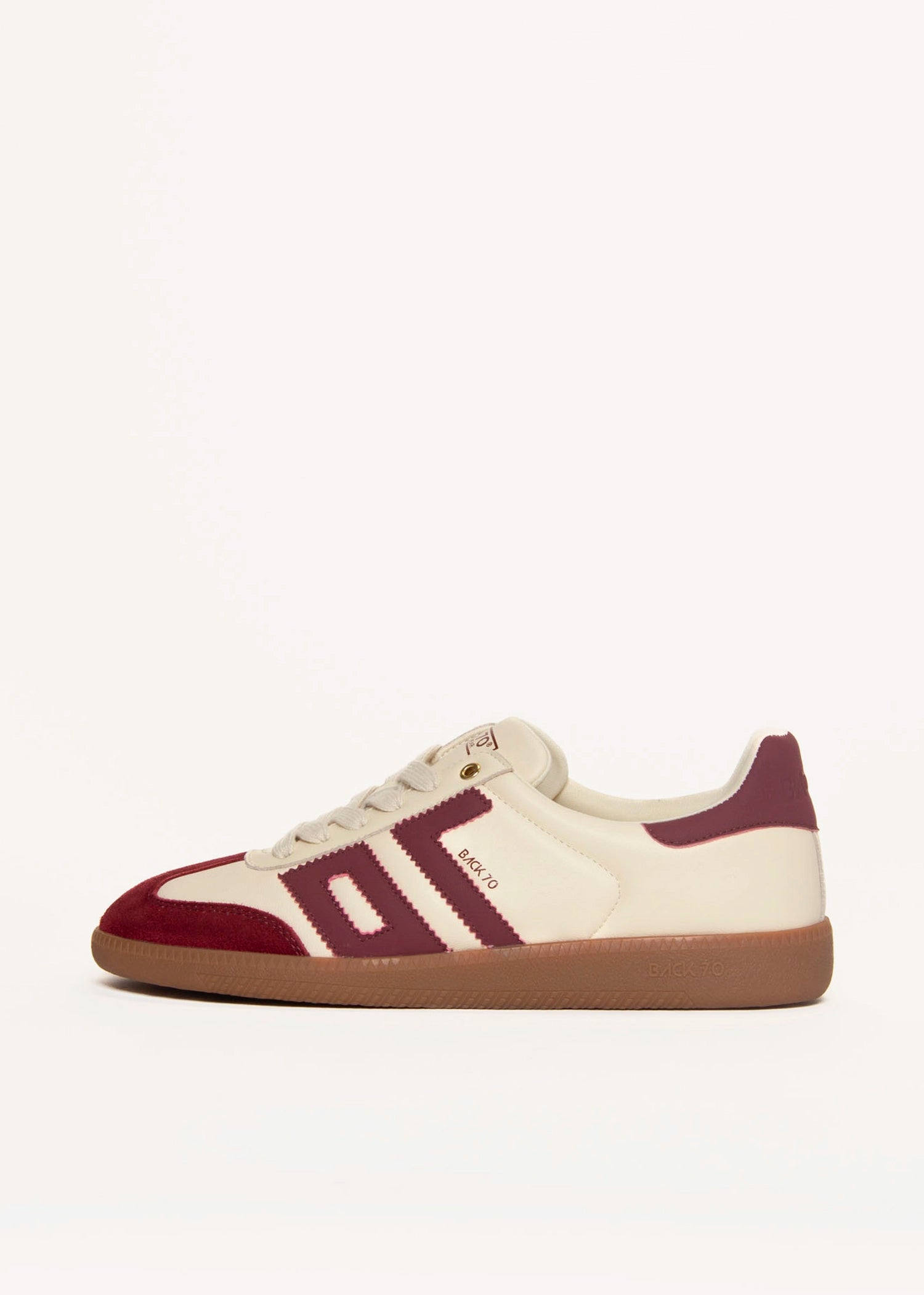 swatch_Milk/Wine cloud NM sneaker