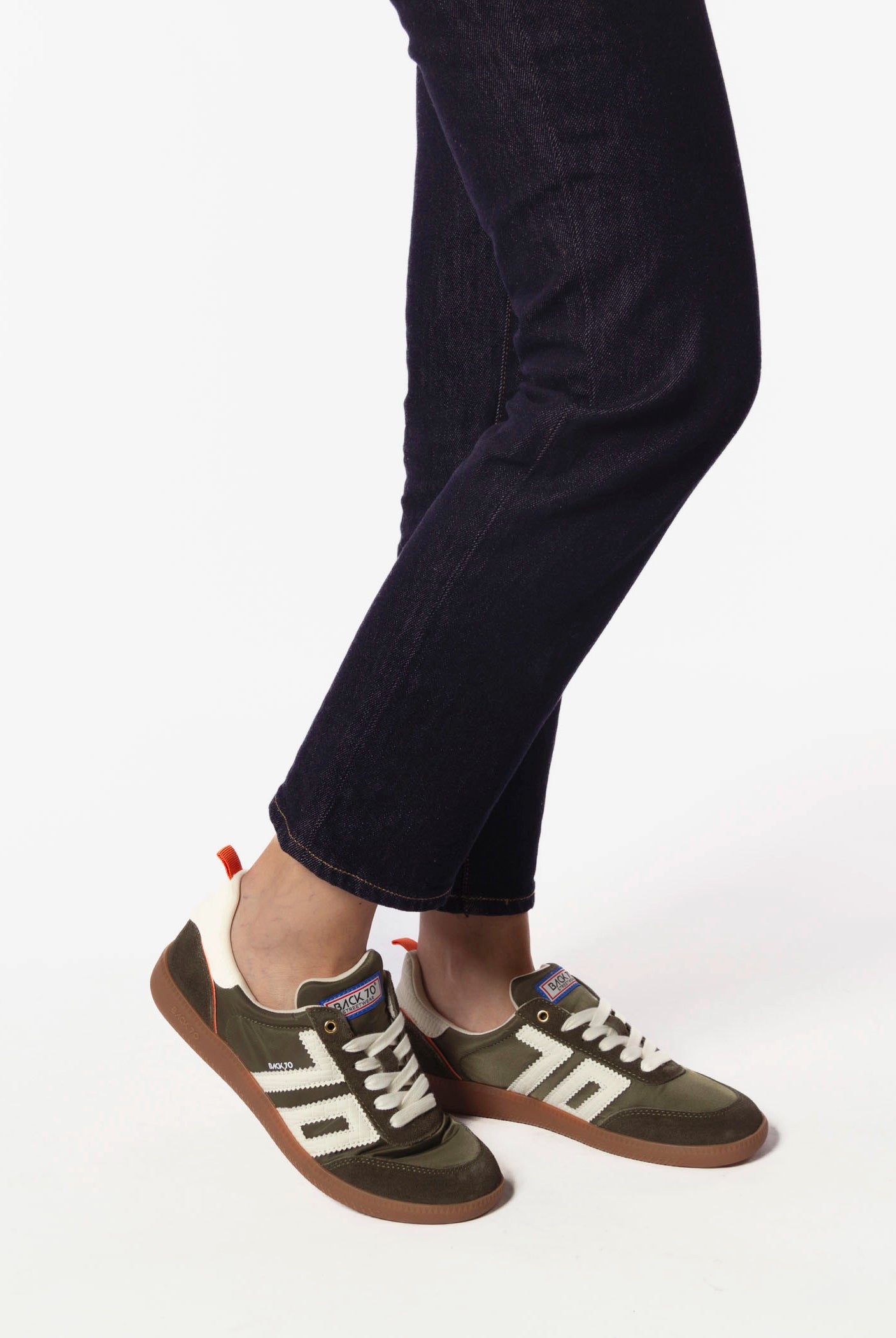 swatch_Orange/Olive ghost sneakers