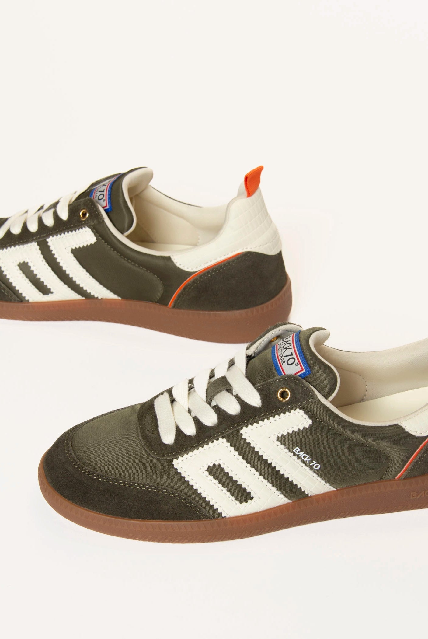 swatch_Orange/Olive ghost sneakers