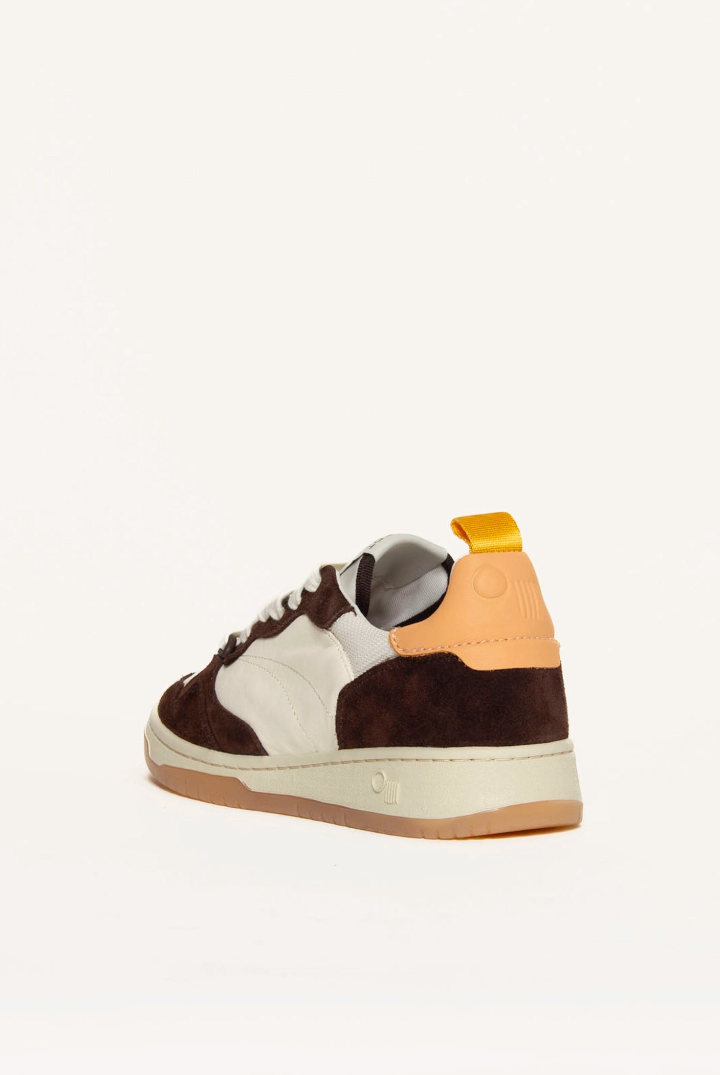 swatch_Espresso phoenix sneaker
