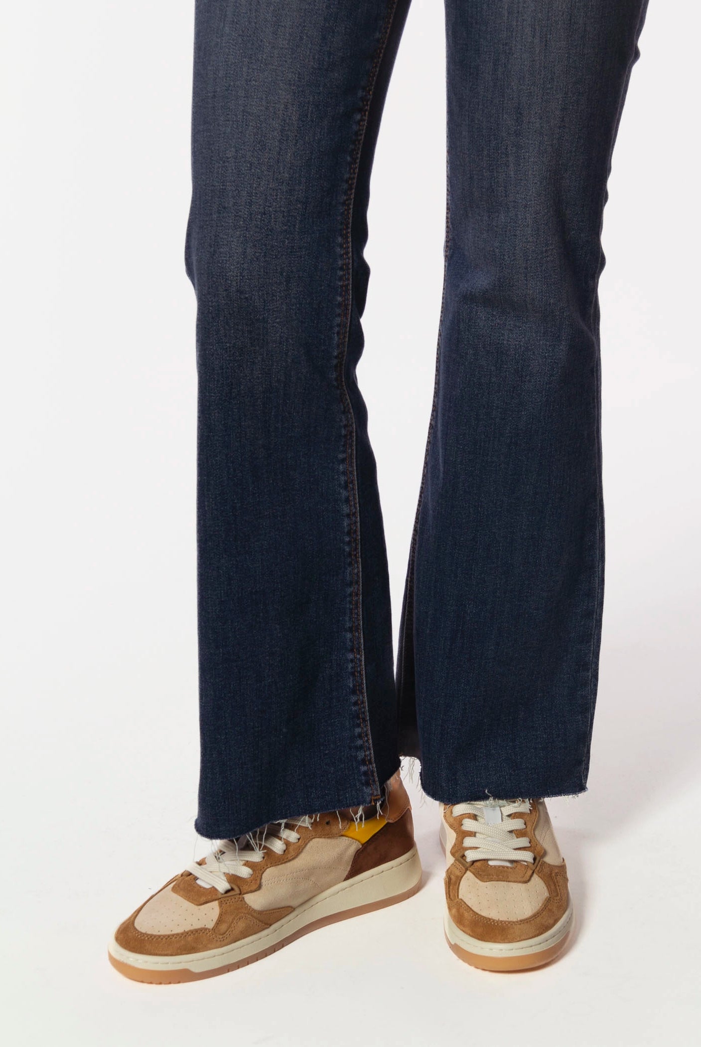 swatch_Ginger Multi phoenix sneaker