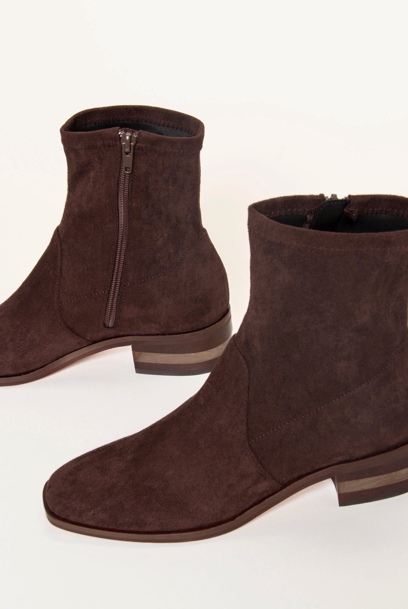 swatch_Chocolate Stretch fuller boot shoes