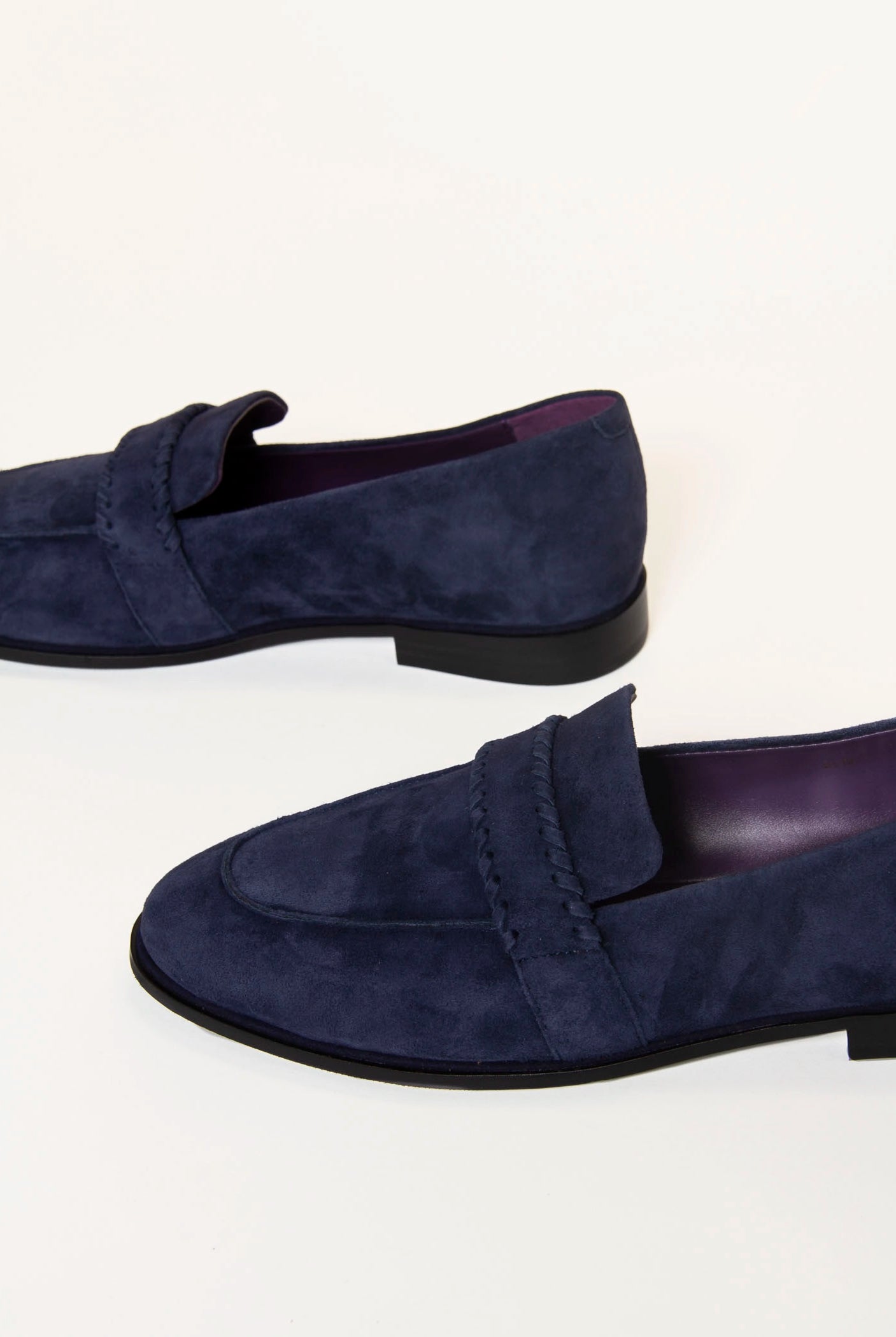 swatch_Navy Suede abbra loafer vaneli shoes