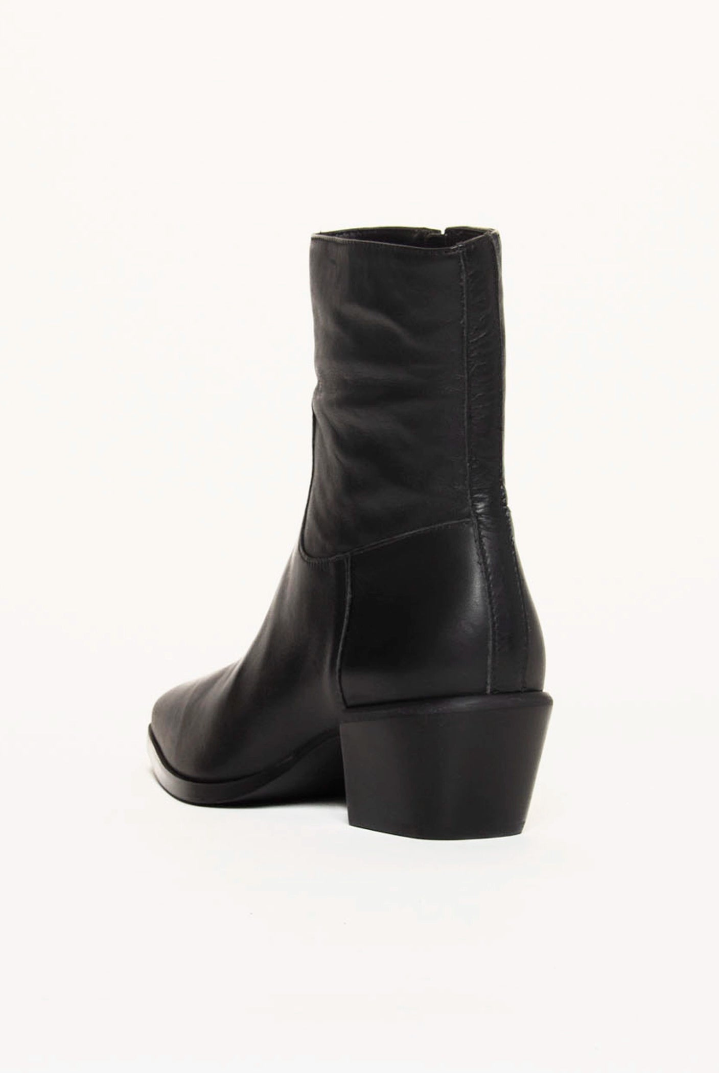 swatch_Black Leather daney boot shoes