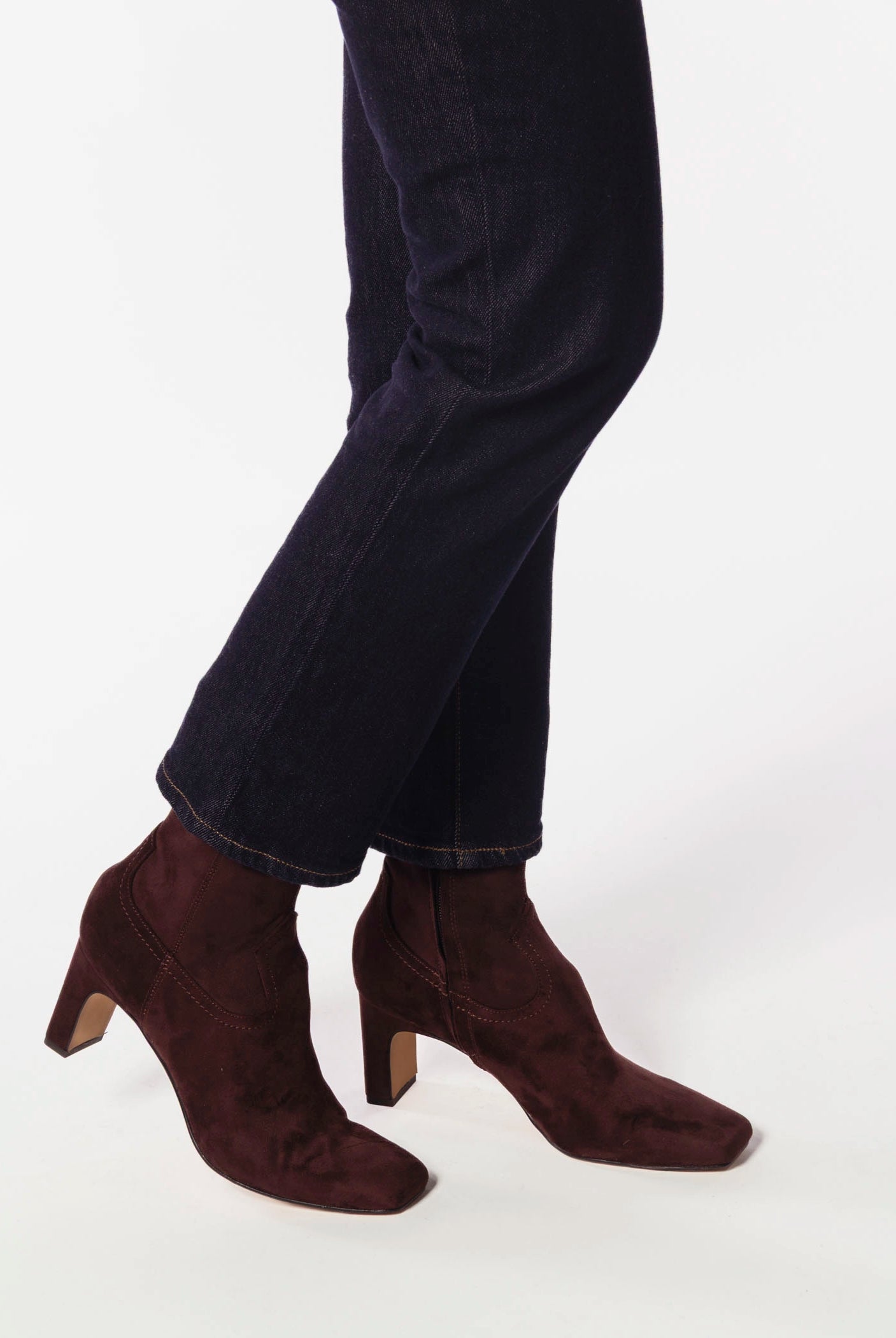 swatch_Mahogany roan heeled boots
