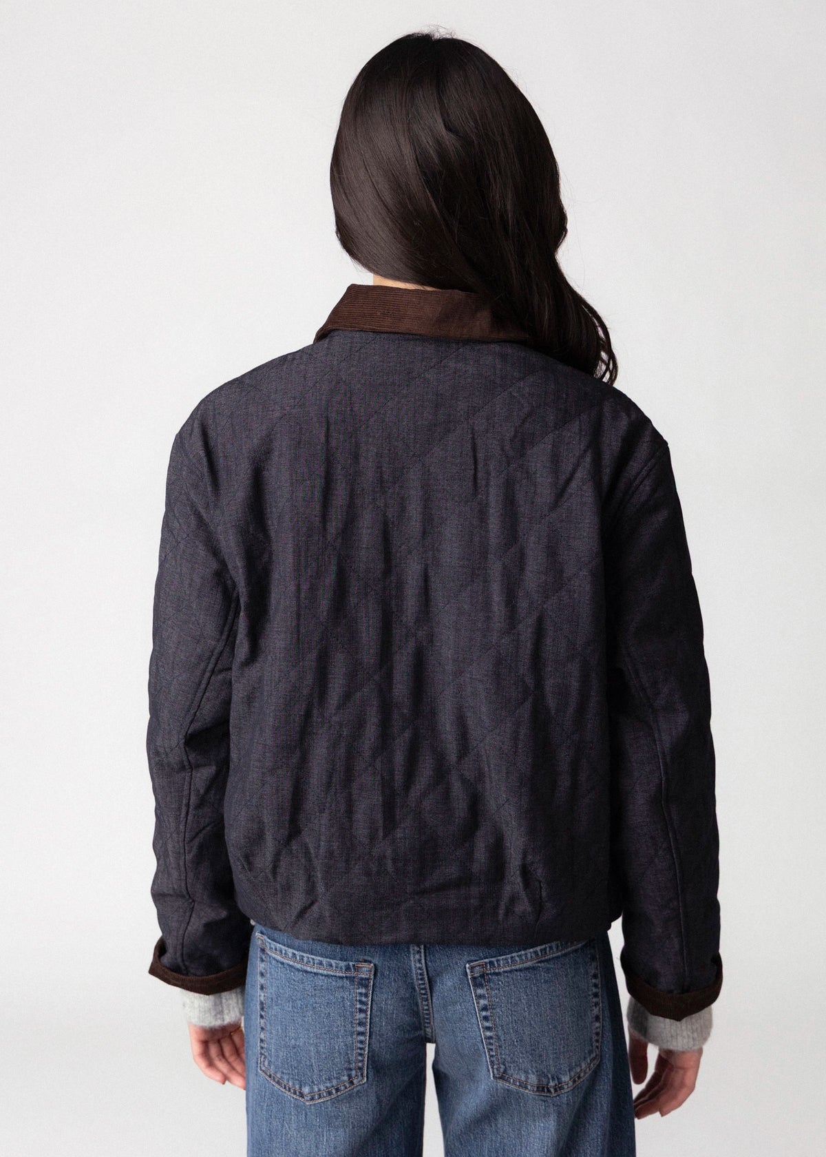 swatch_Denim Blue elle grey contrast collar quilted jacket