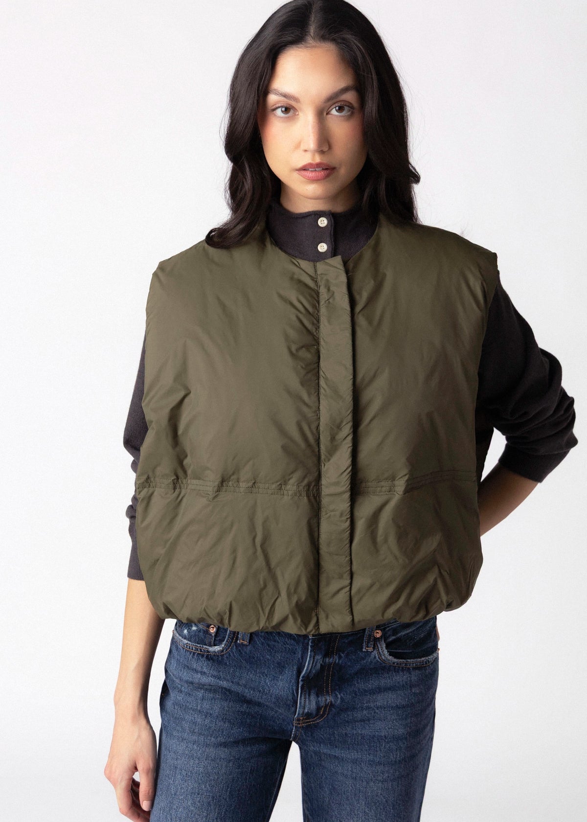 swatch_Ivy pistola catarina nylon puffer vest