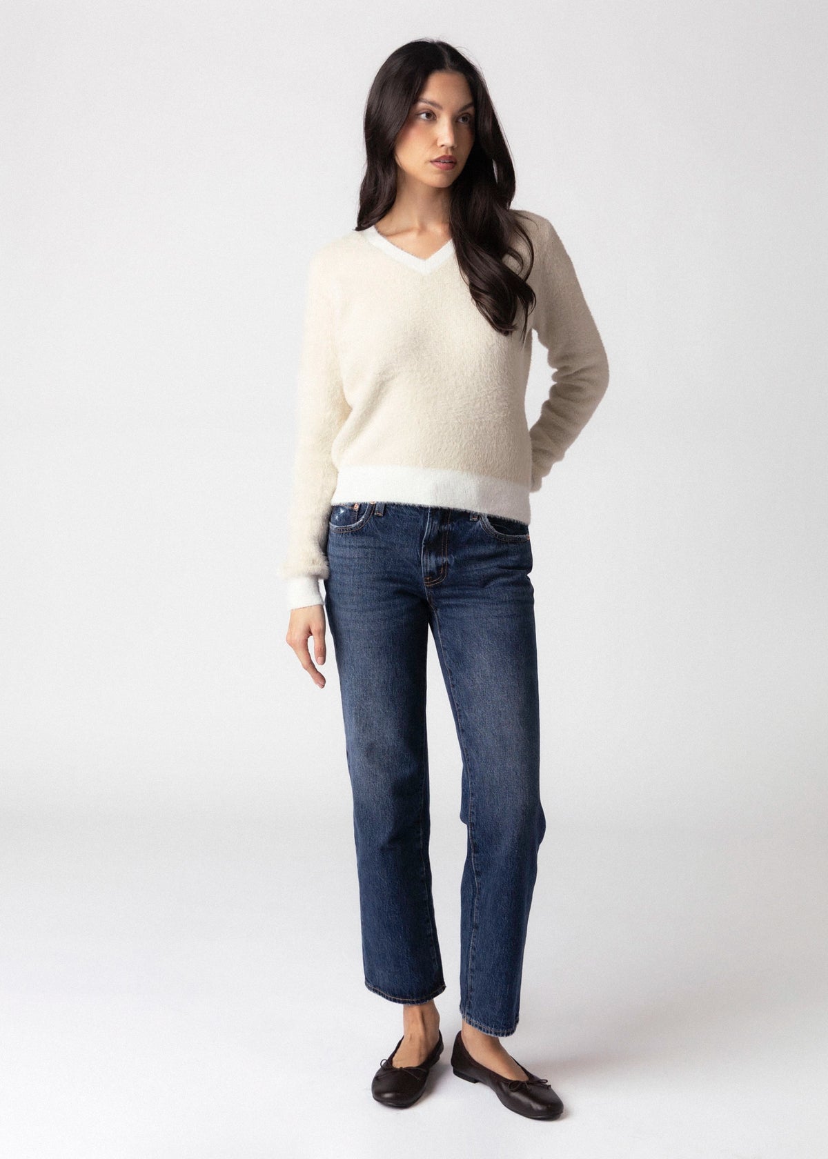 swatch_Birch rino and pelle keath v-neck sweater