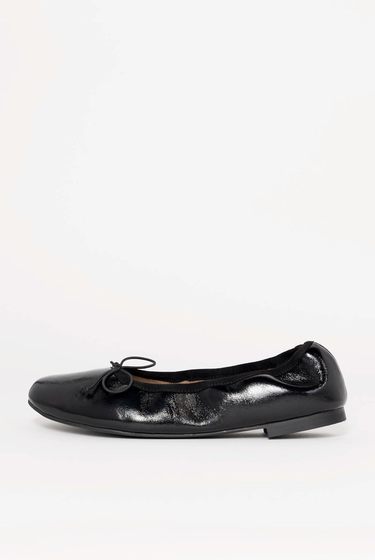 swatch_Patent Black tony bianco chelsea ballet flat