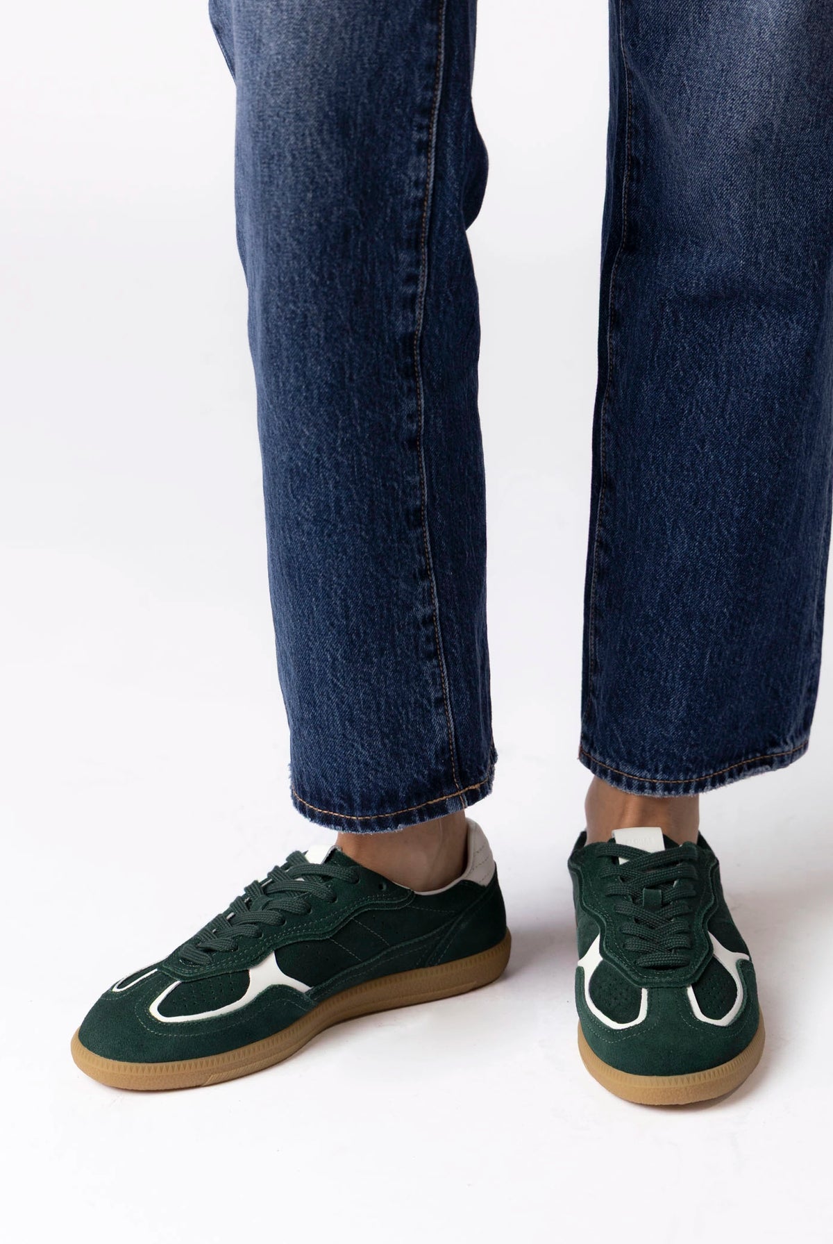 swatch_Forest alohas tb490 rife suede sneaker