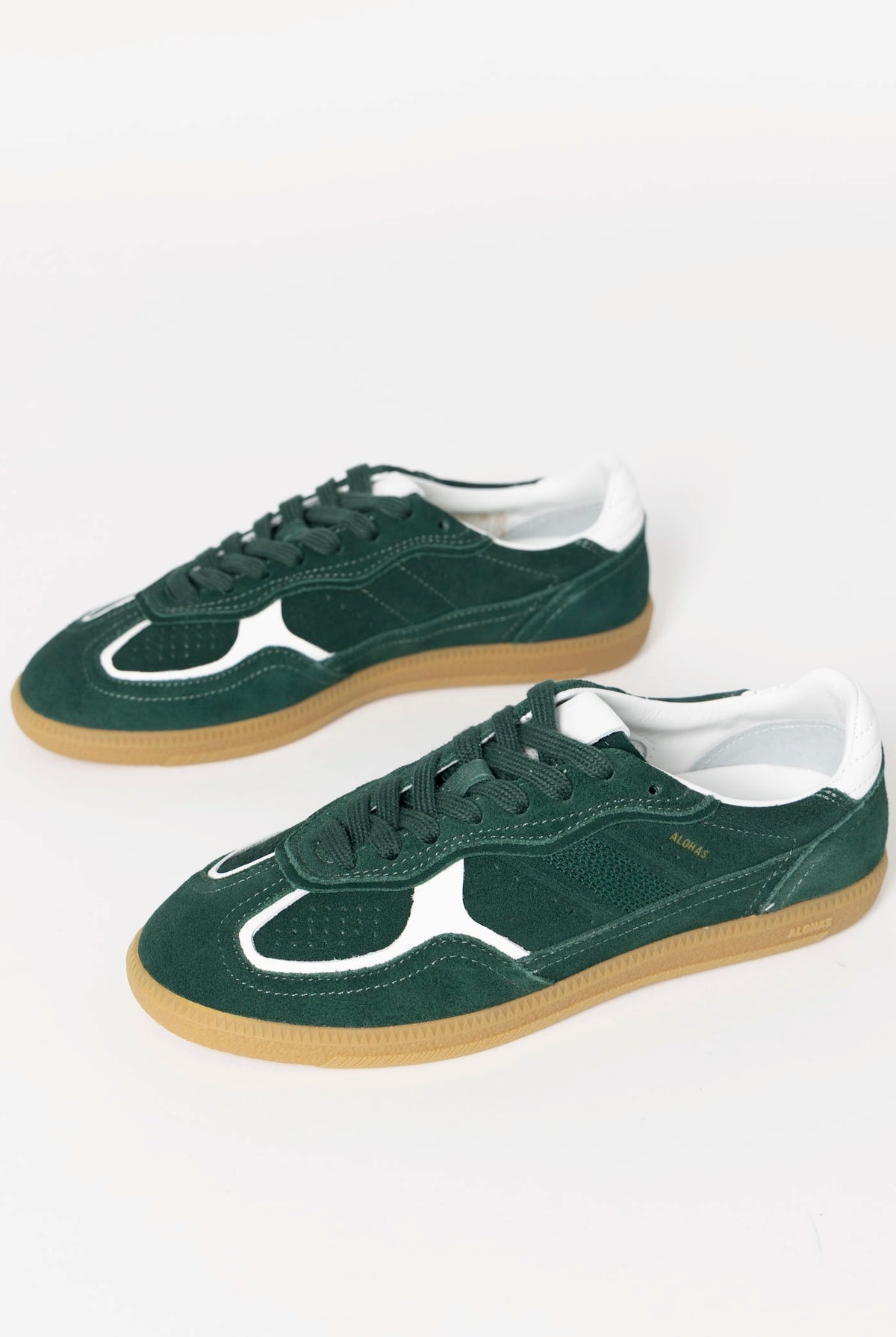 swatch_Forest alohas tb490 rife suede sneaker