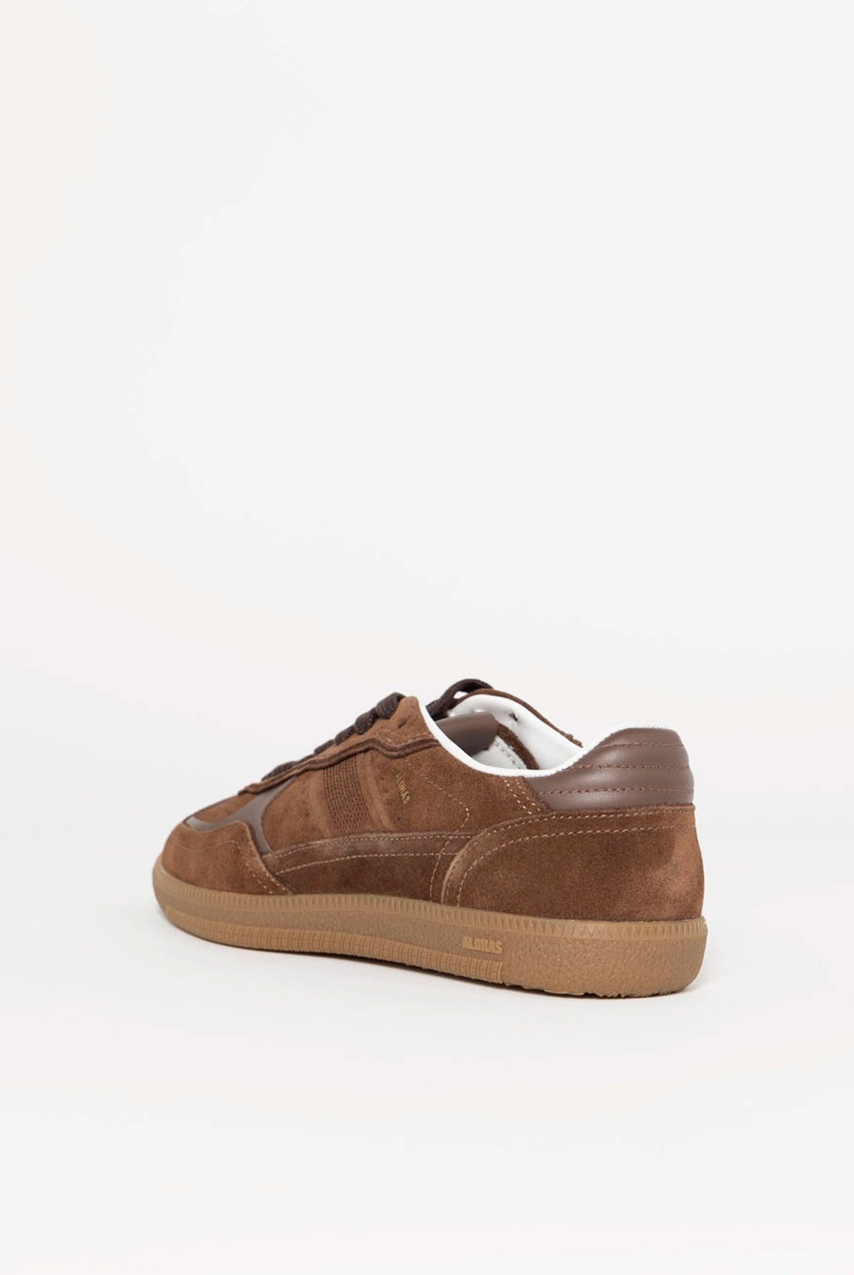 swatch_Chocolate alohas tb490 rife suede sneaker