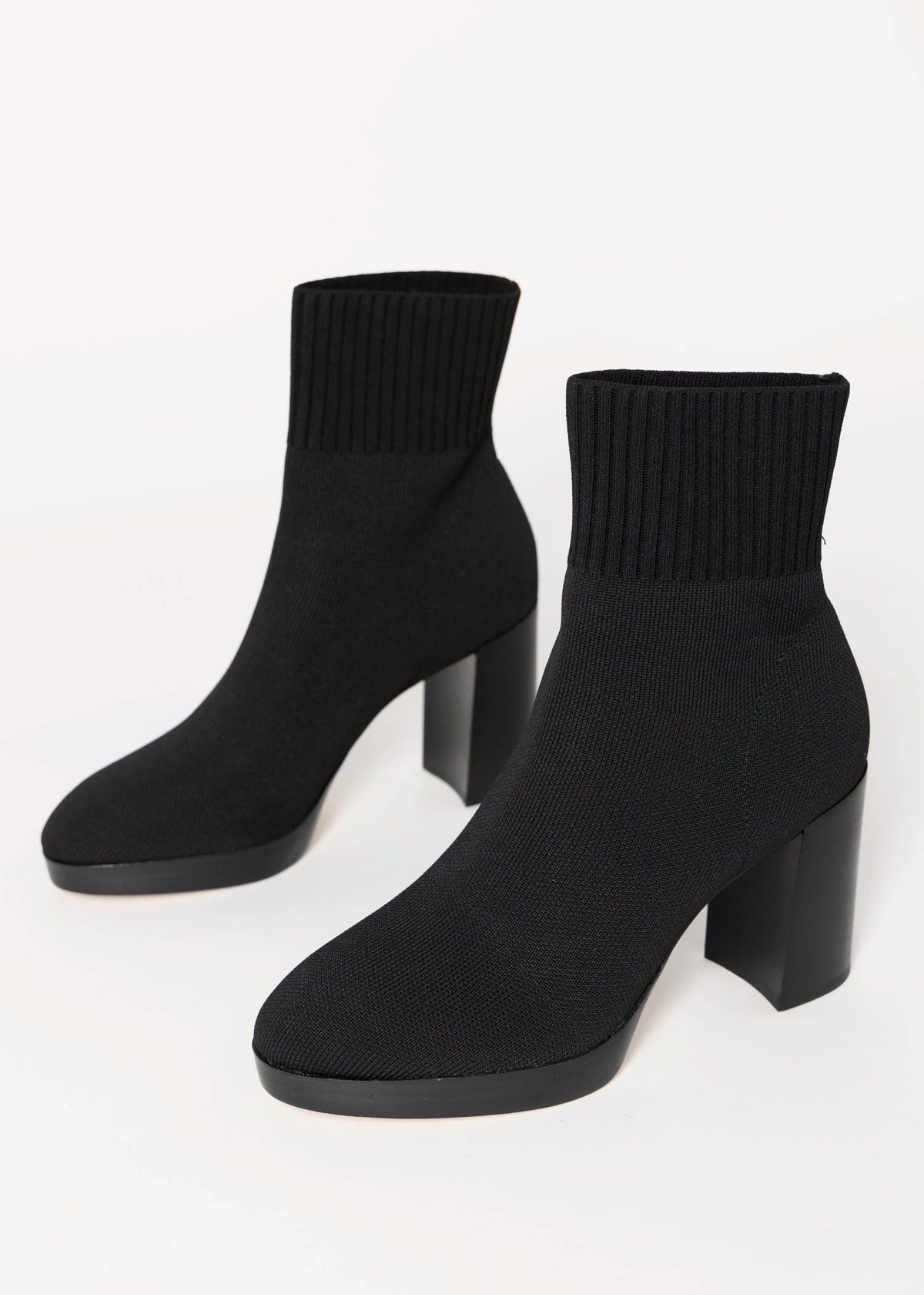swatch_Black pelle moda vonni stretch fabric bootie