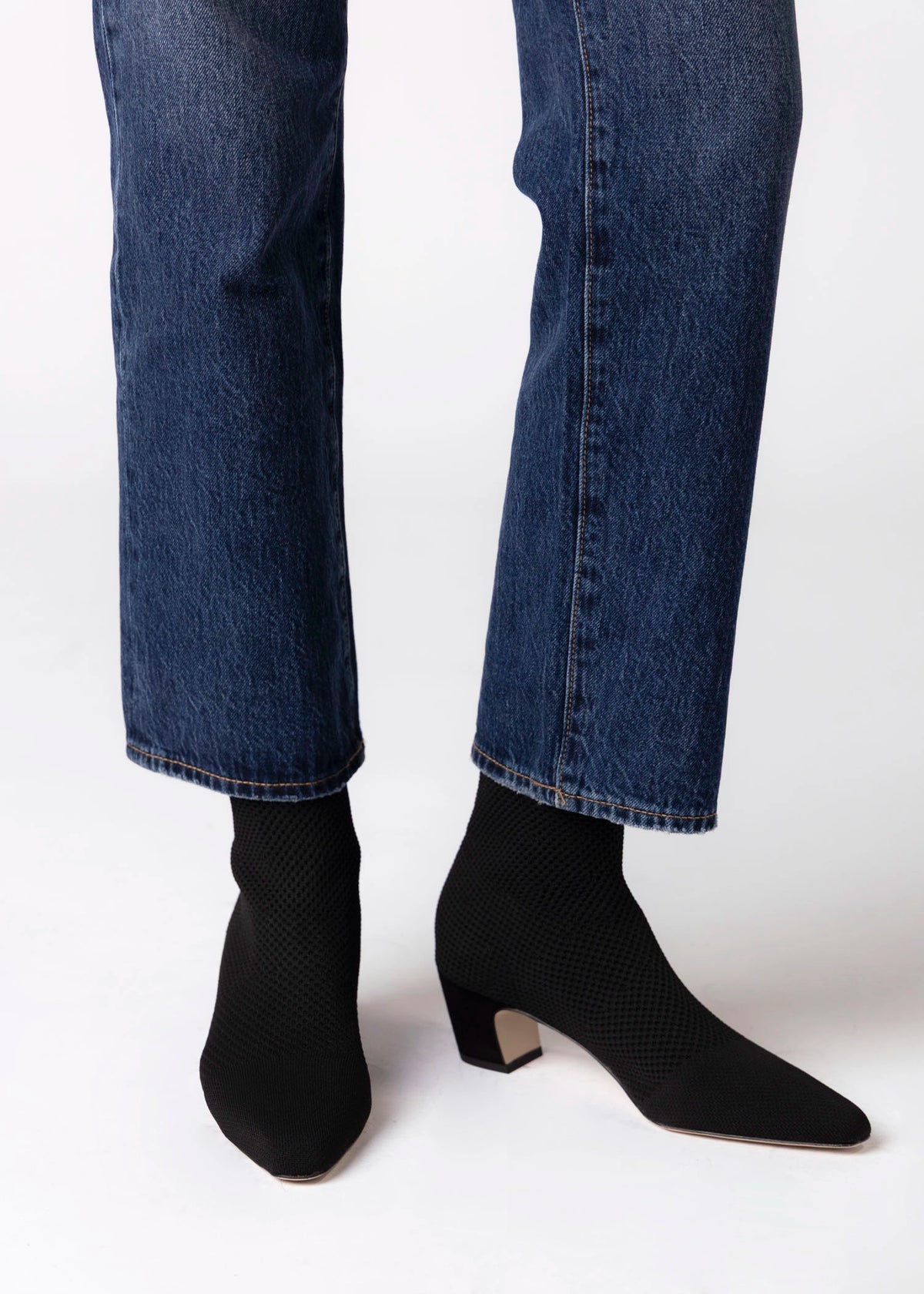 swatch_Black pelle moda emeli stretch knit bootie