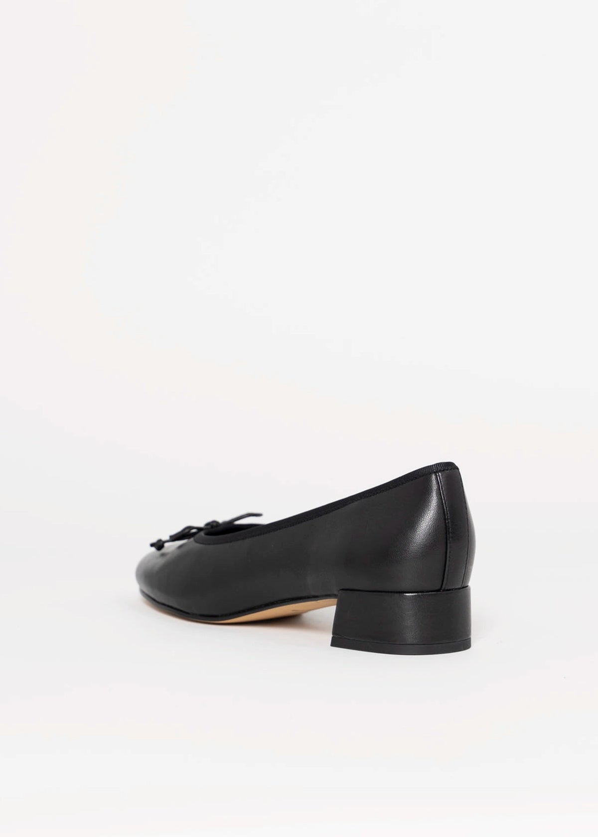 swatch_Black Leather dolce vita ritla mid heel ballet