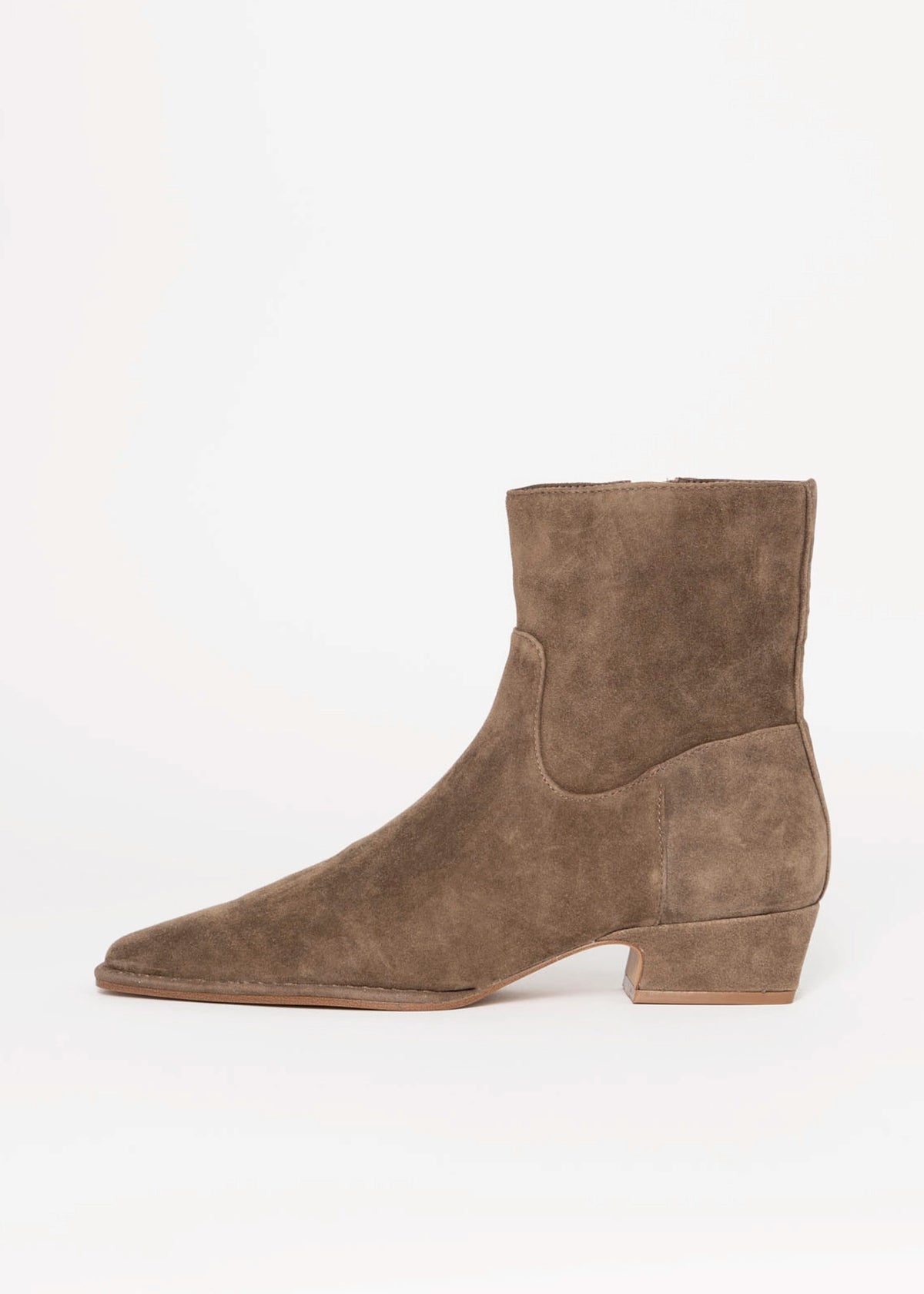 swatch_Taupe Suede steve madden dorene ankle boot
