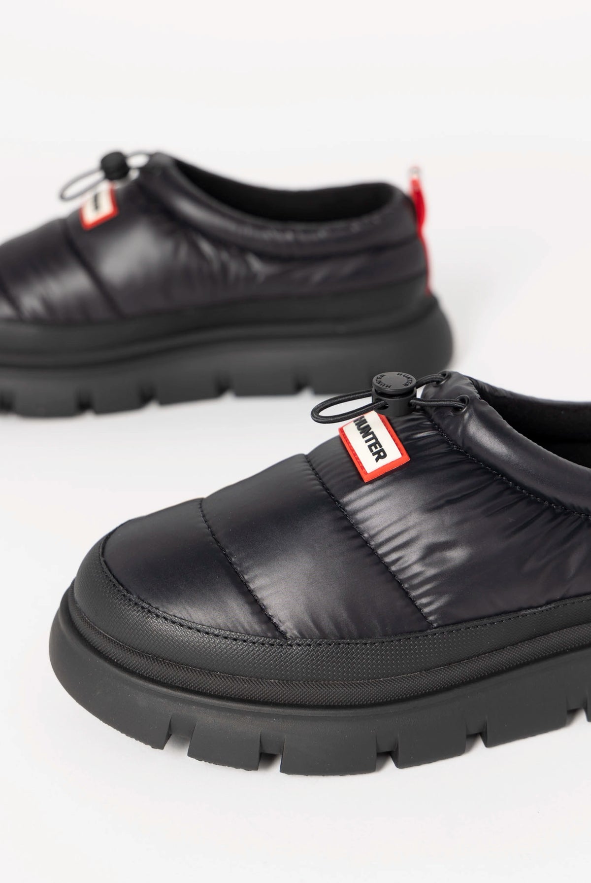swatch_Black hunter boots madi 5 nylon puffer booties
