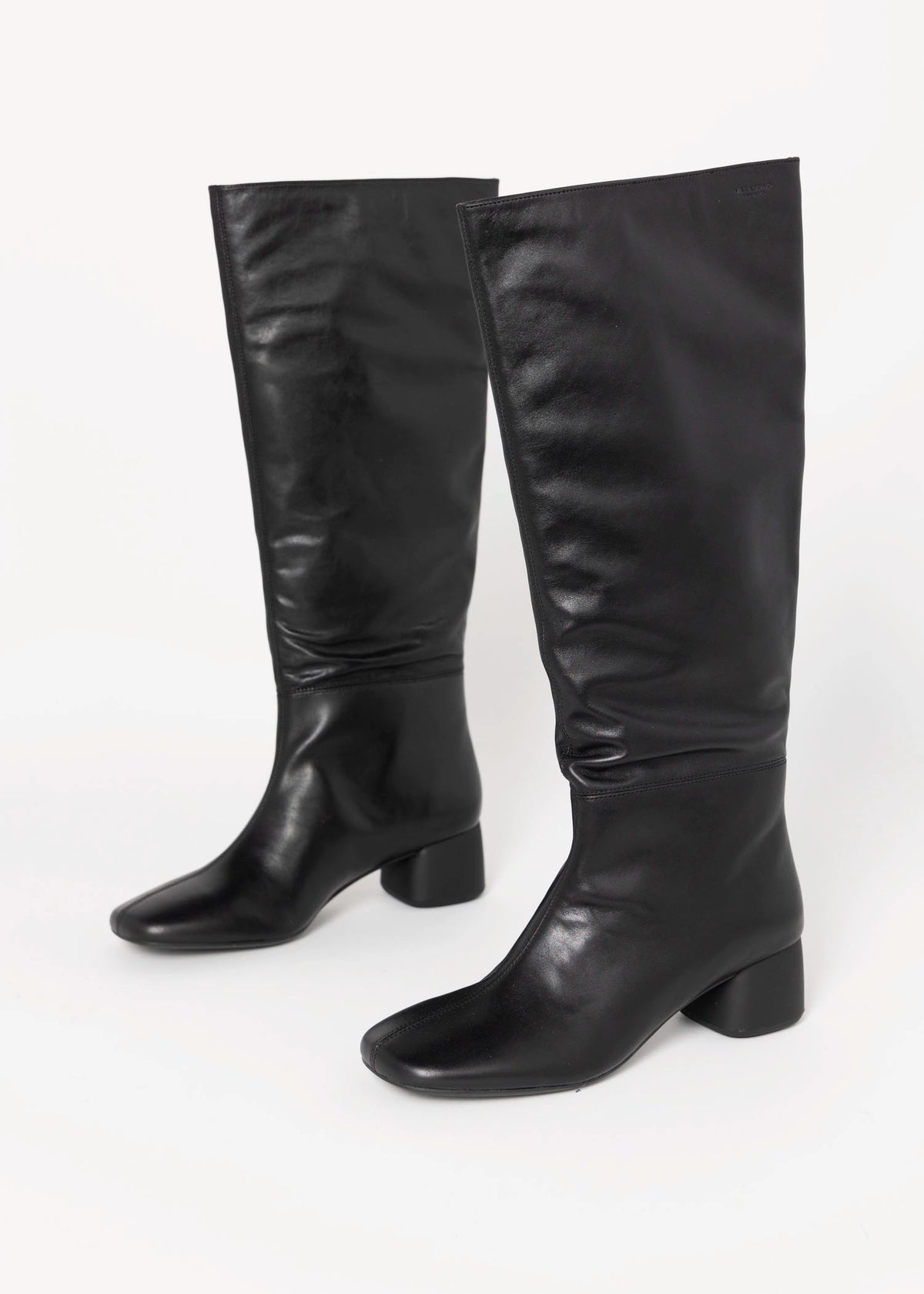 swatch_Black Leather vagabond livia tall slouch boot