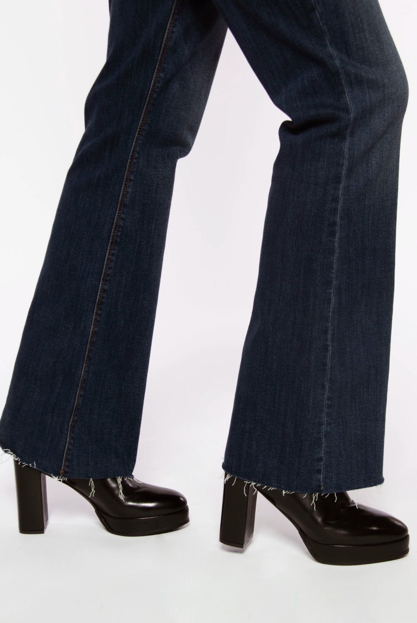 swatch_Black Leather platform boot shoes