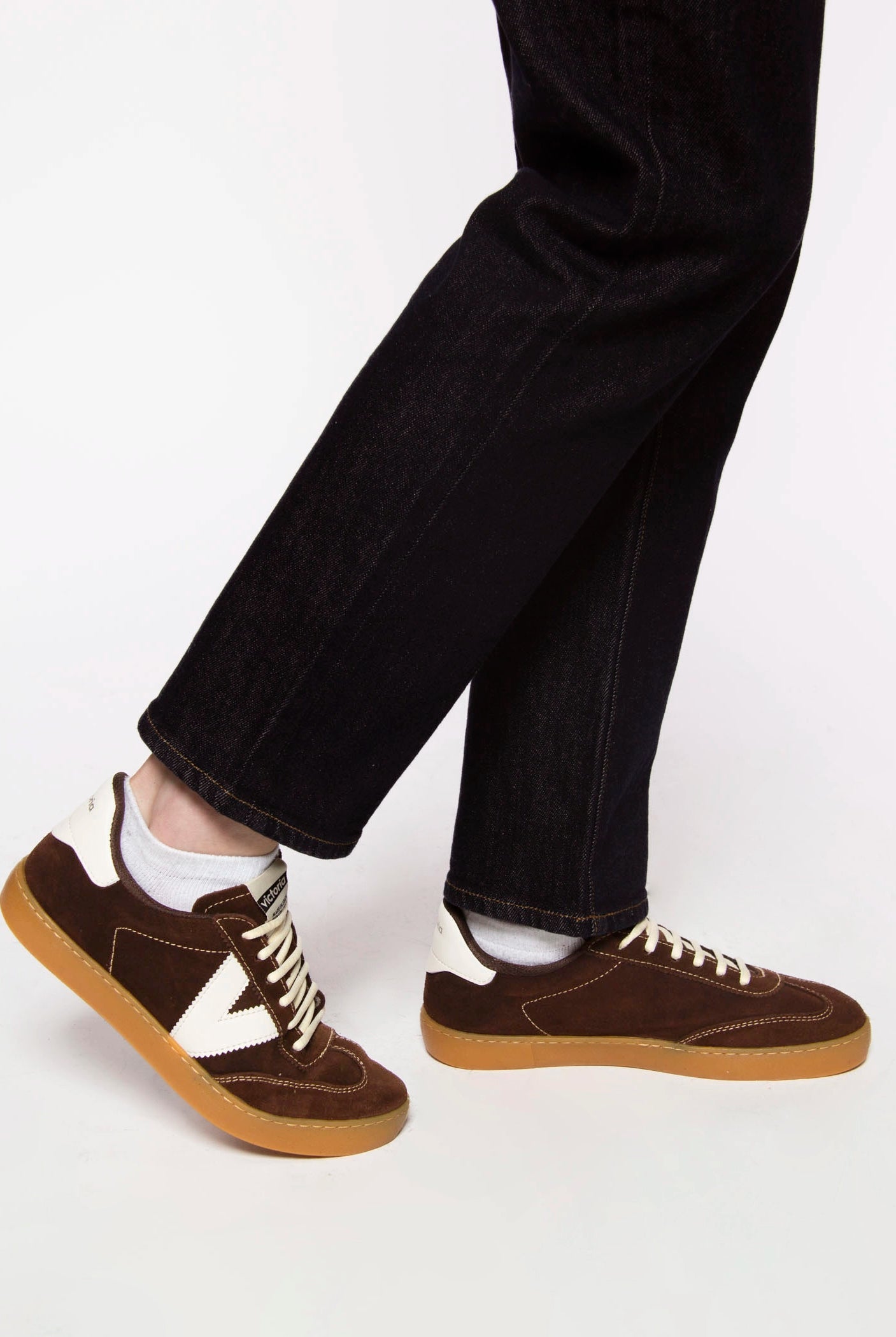 swatch_Chocolate Suede berlin sneaker shoes