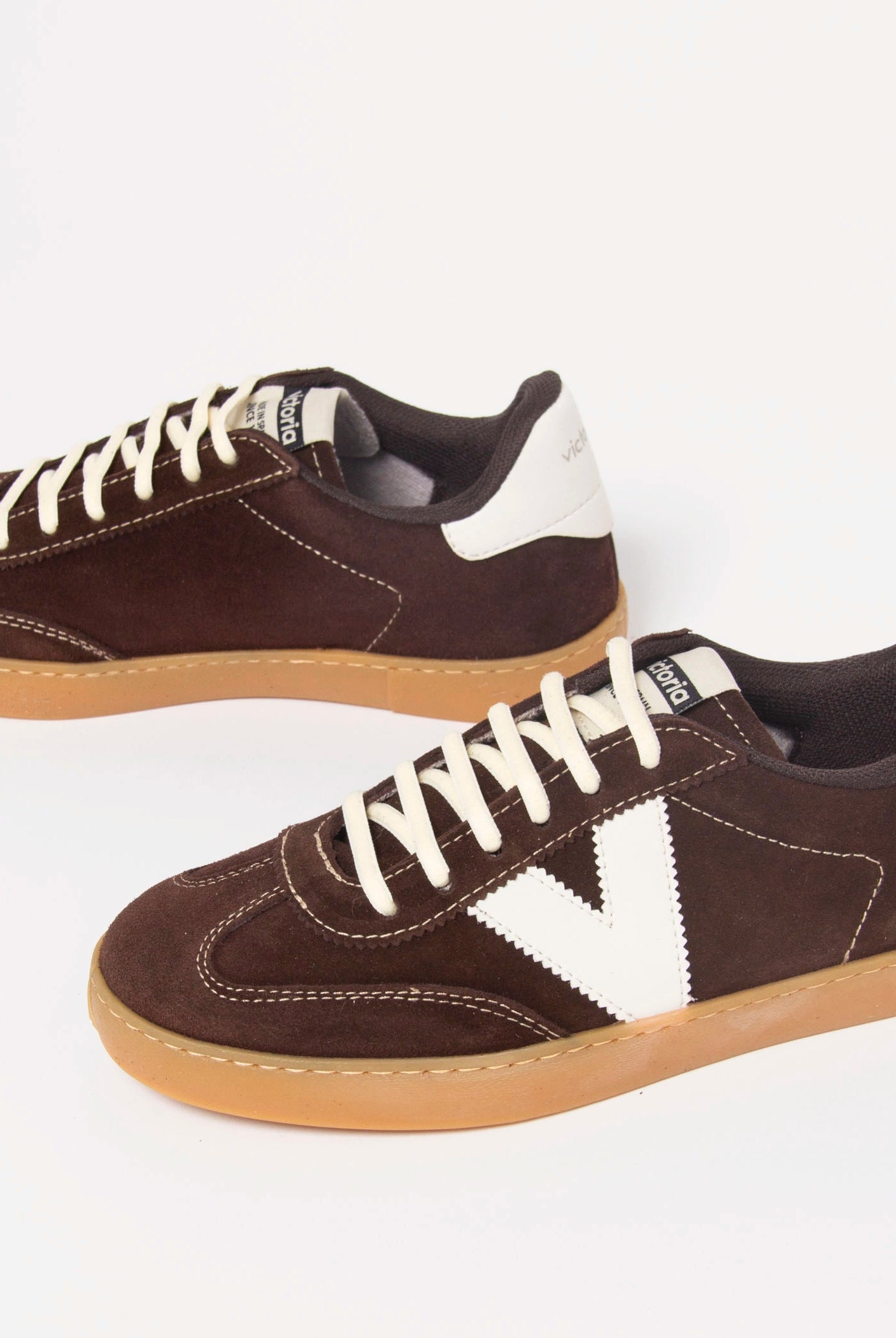 swatch_Chocolate Suede berlin sneaker shoes