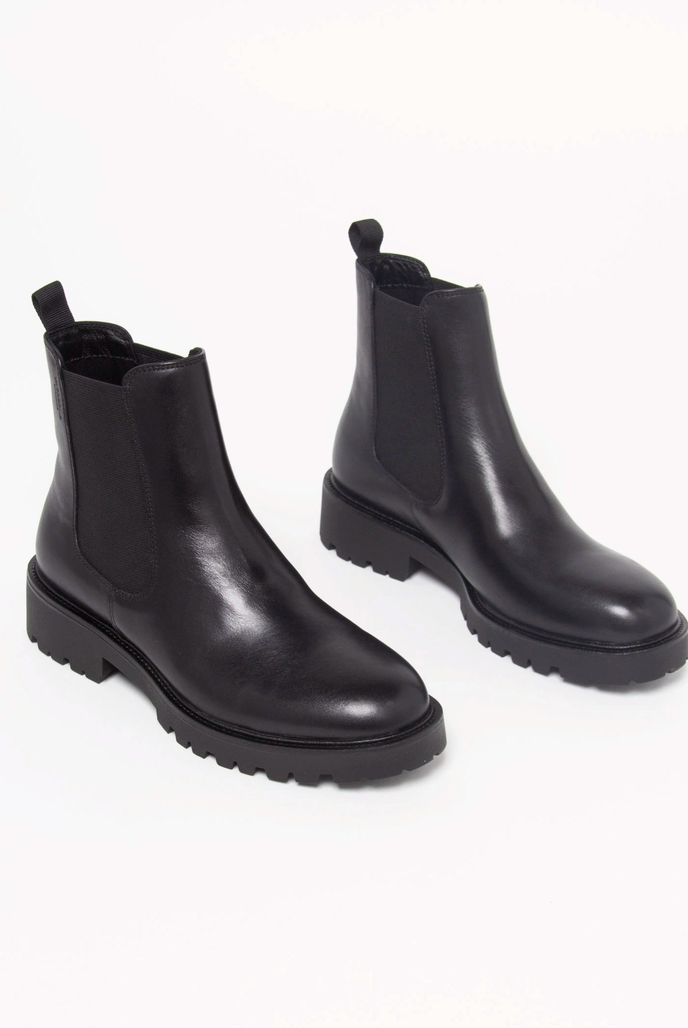 swatch_Black Leather kenova chelsea boot boots