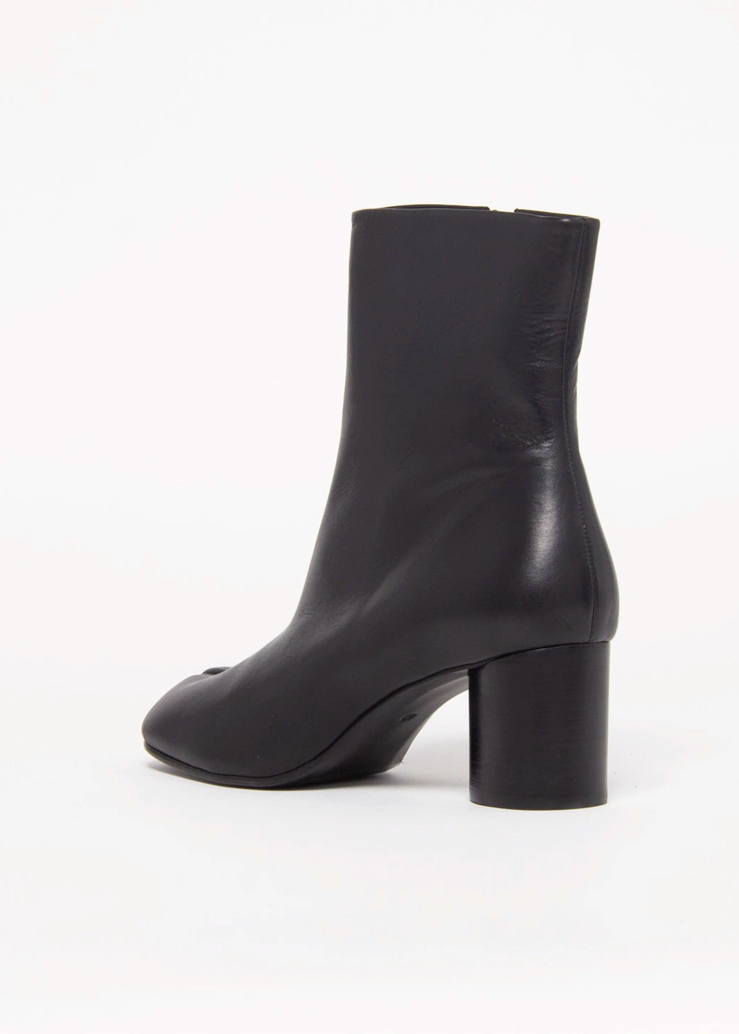 swatch_Black Leather tabi boot boots