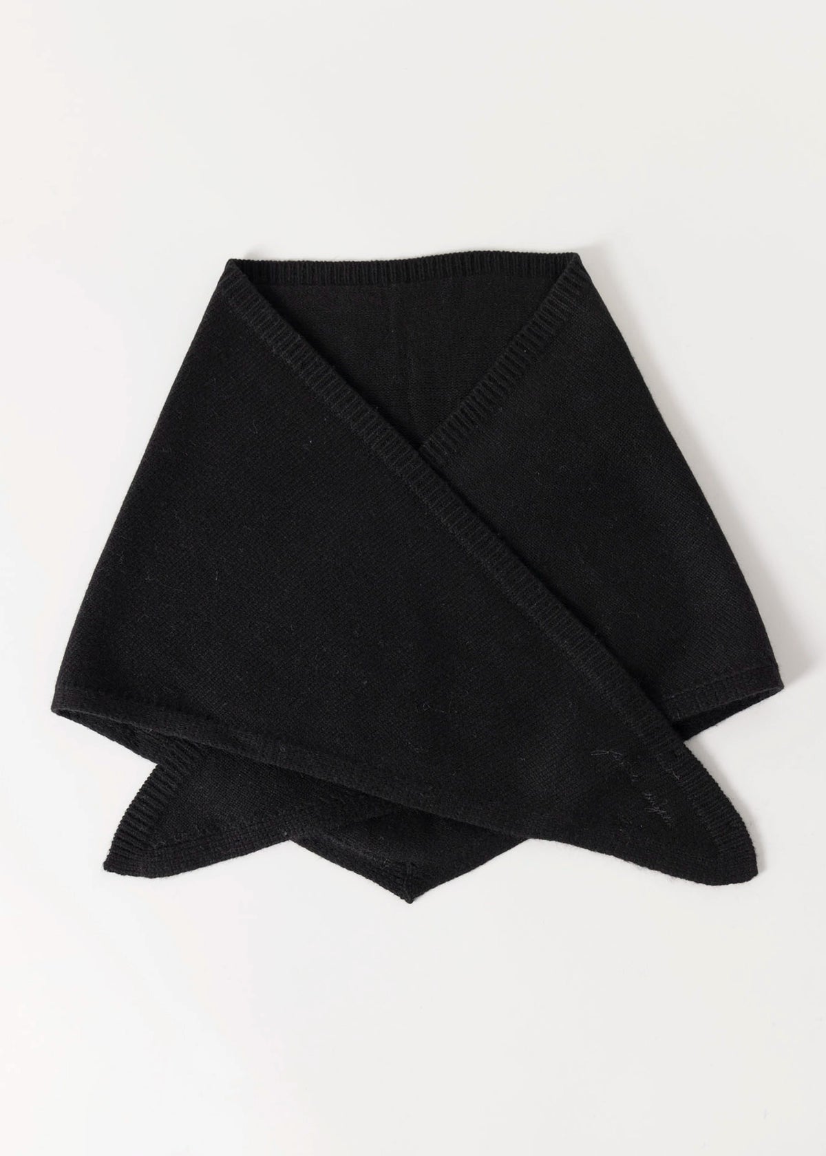 swatch_Black favorite daughter the triangle scarf