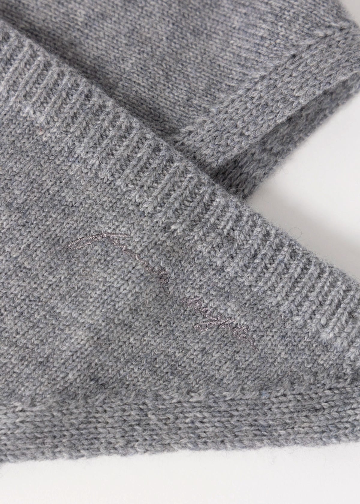 swatch_Heather Grey favorite daughter the triangle scarf