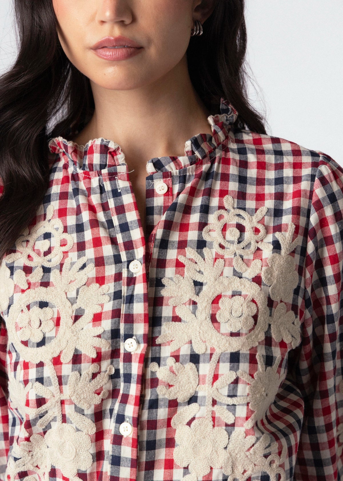 swatch_Red/Navy urban daizy embroidered gingham blouse