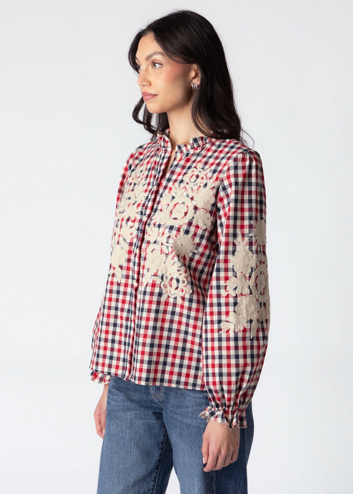 swatch_Red/Navy urban daizy embroidered gingham blouse