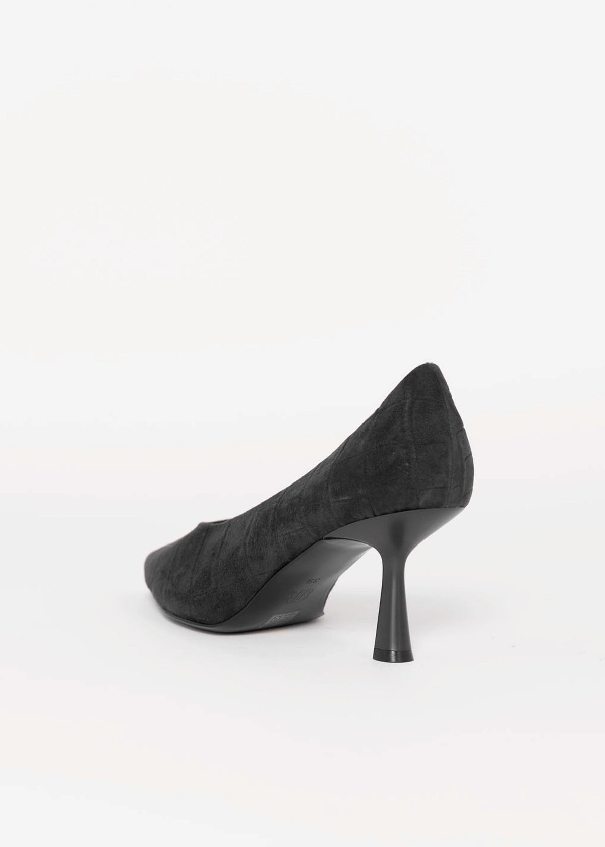 swatch_Black Croco bibi lou tiare suede pump