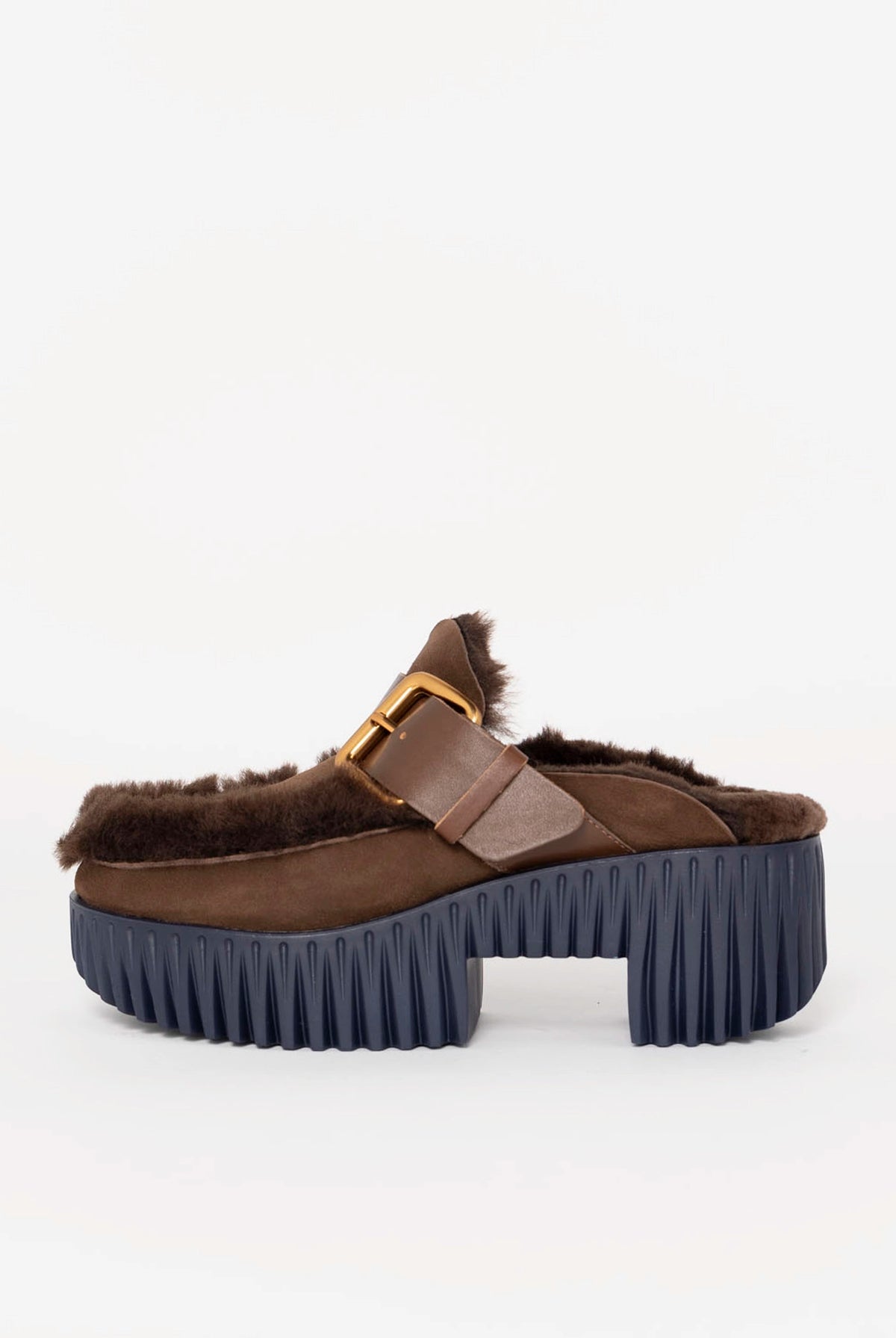 swatch_Chocolate 4ccccees plia amber platform shearling clog