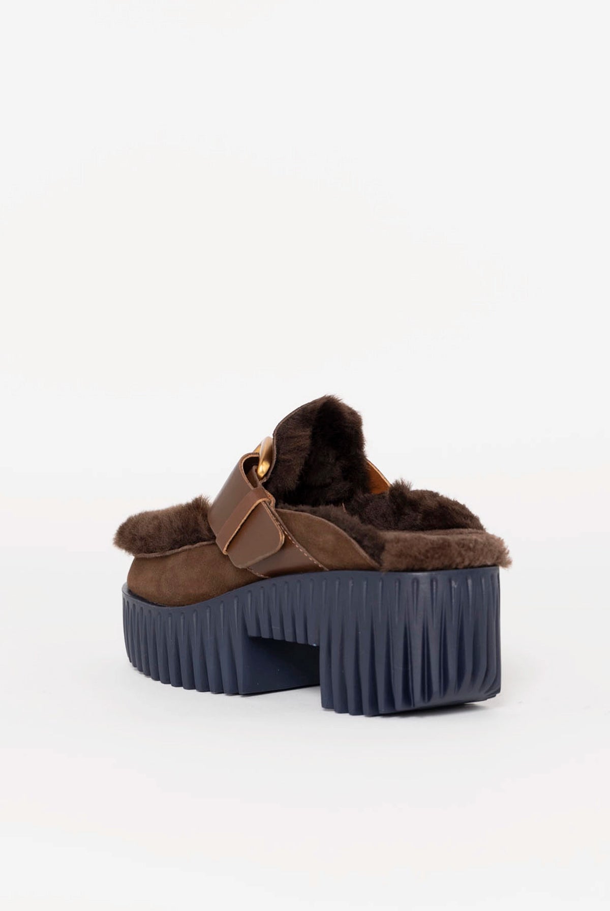 swatch_Chocolate 4ccccees plia amber platform shearling clog