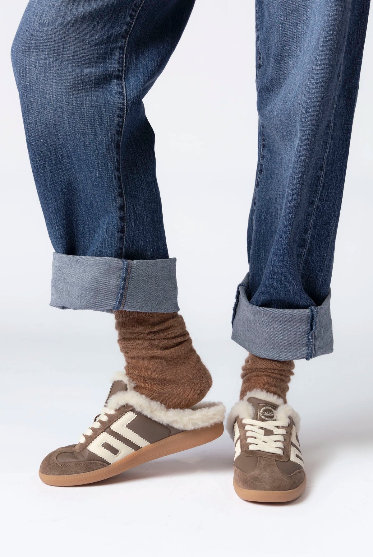 swatch_Taupe/Butter Back70 easter FL shearling lined sneaker