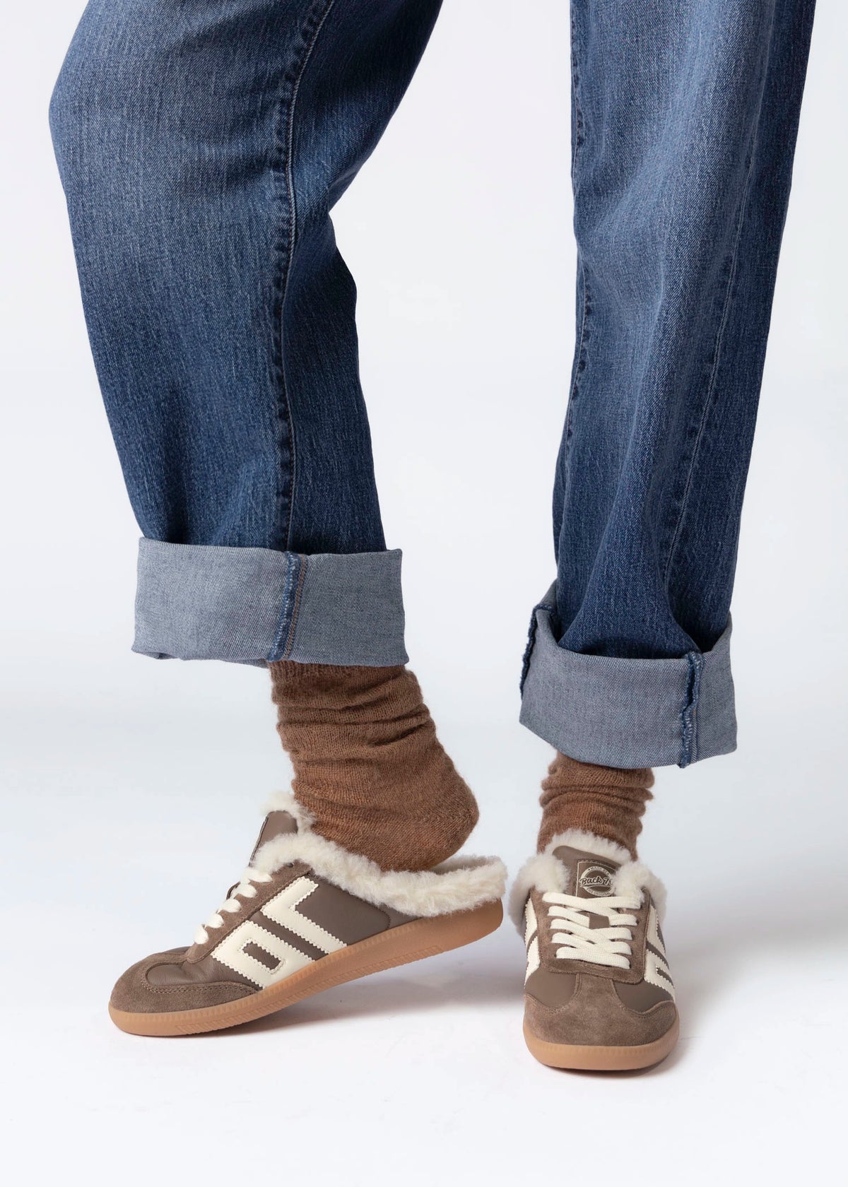 swatch_Taupe/Butter Back70 easter FL shearling lined sneaker