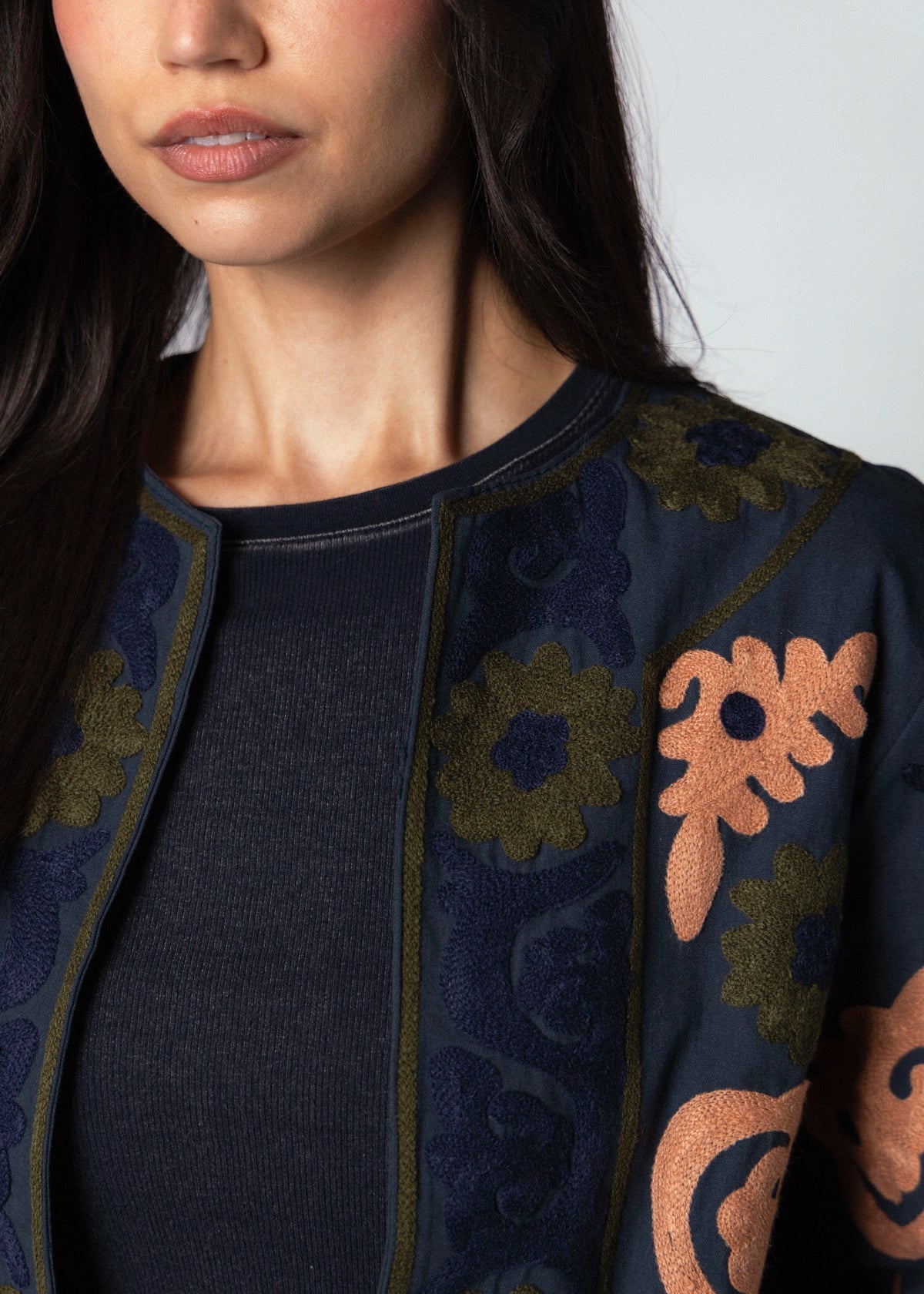 swatch_Navy embroidered cotton jacket