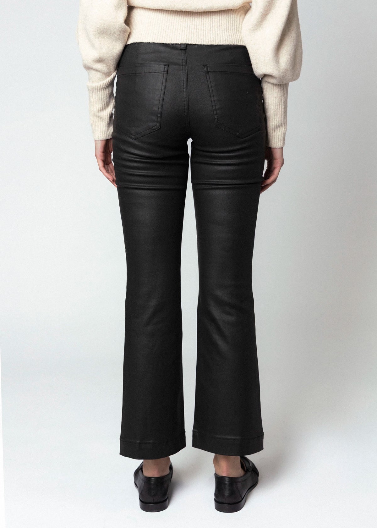 swatch_Matte Black kut from the kloth kelsey coated jean