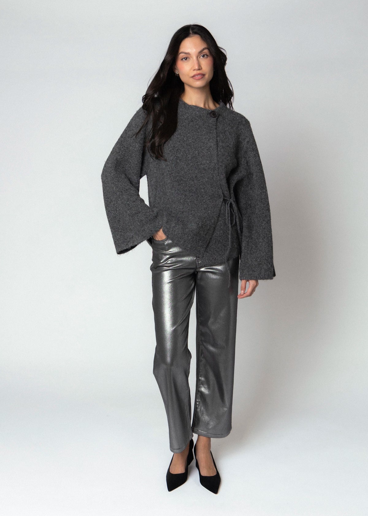 swatch_Silver kut from the kloth charlotte wide leg jean