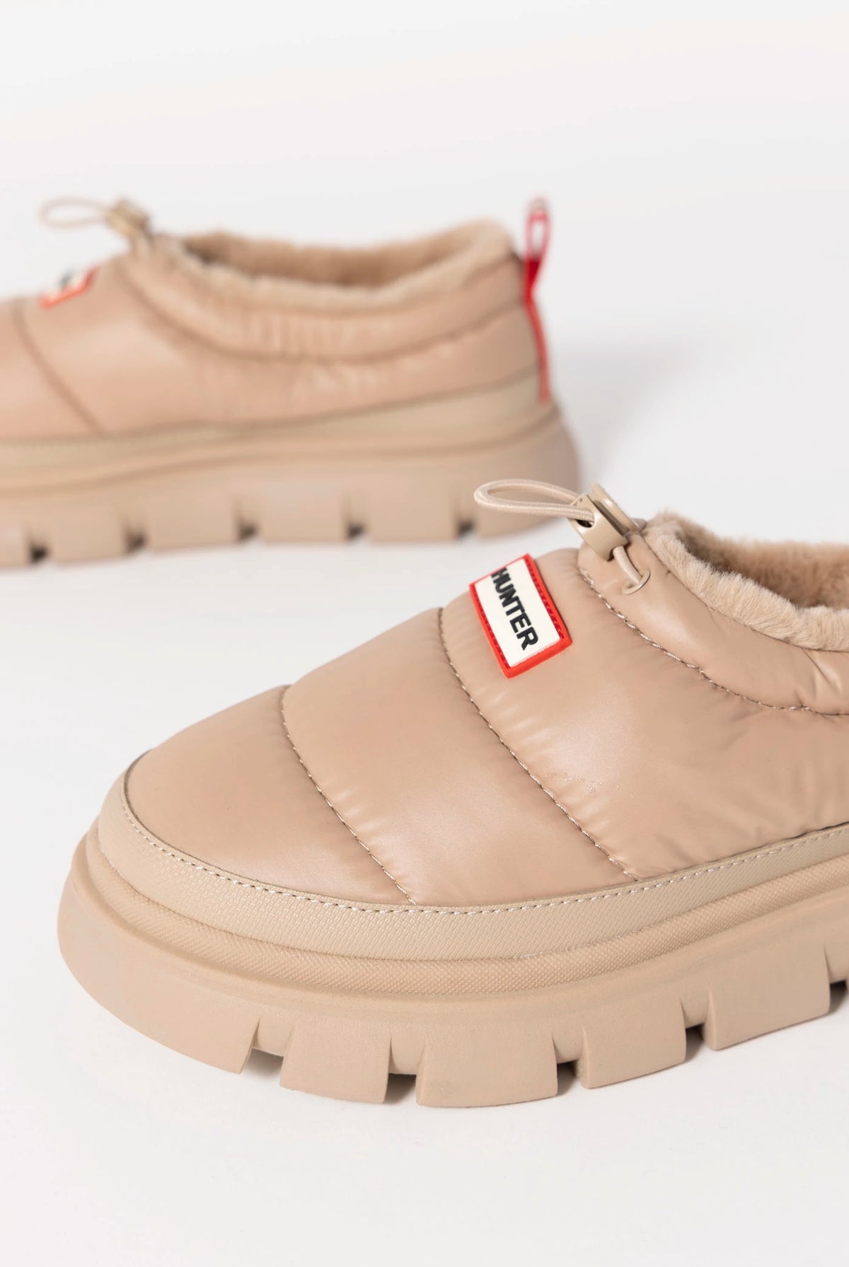 swatch_Bark hunter boots madi 5 nylon puffer booties
