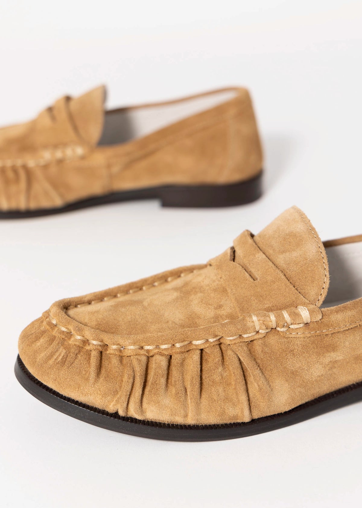swatch_Ginger Suede oncept dover penny loafer