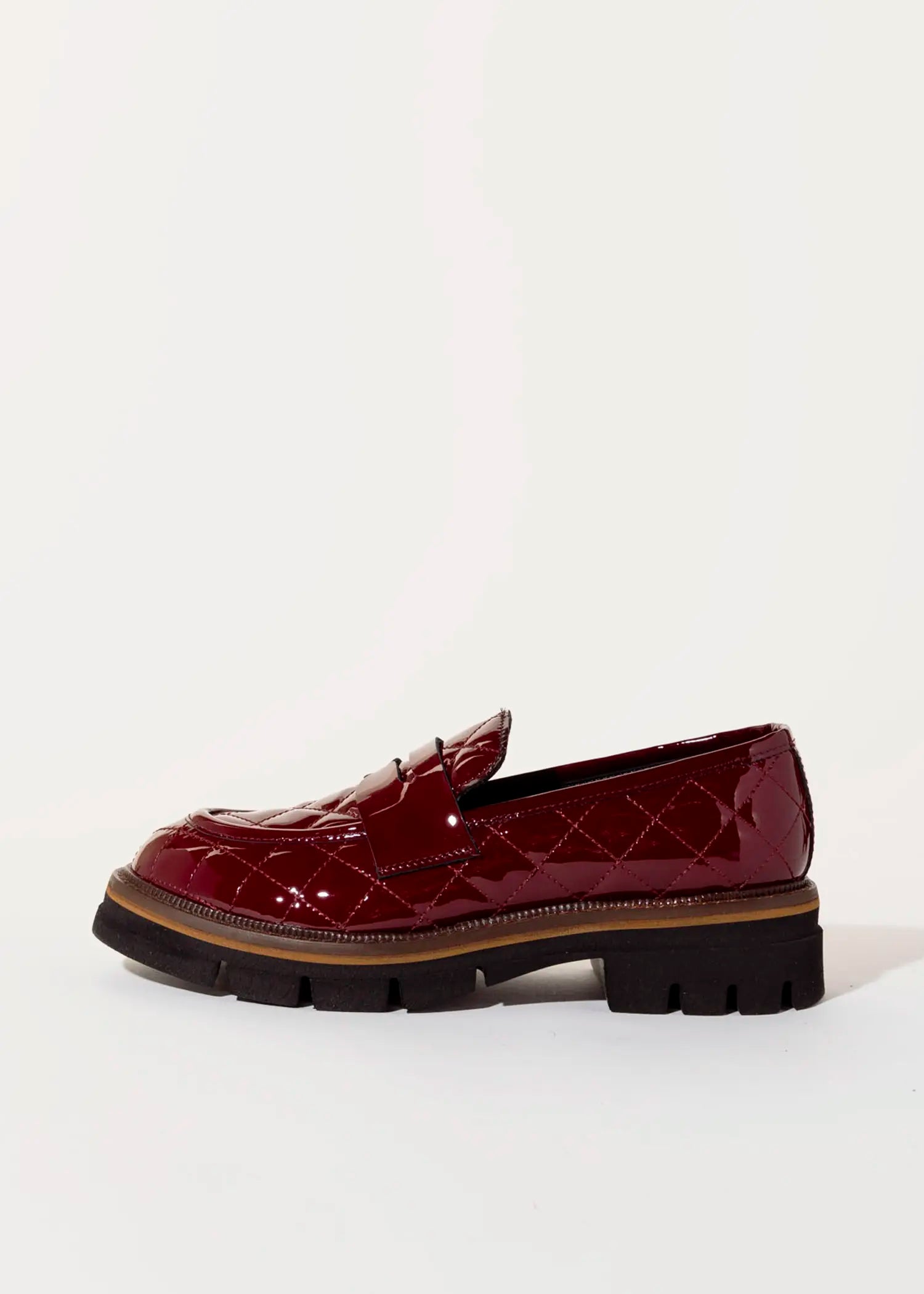 swatch_wine patent quilted leather loafer flat shoes