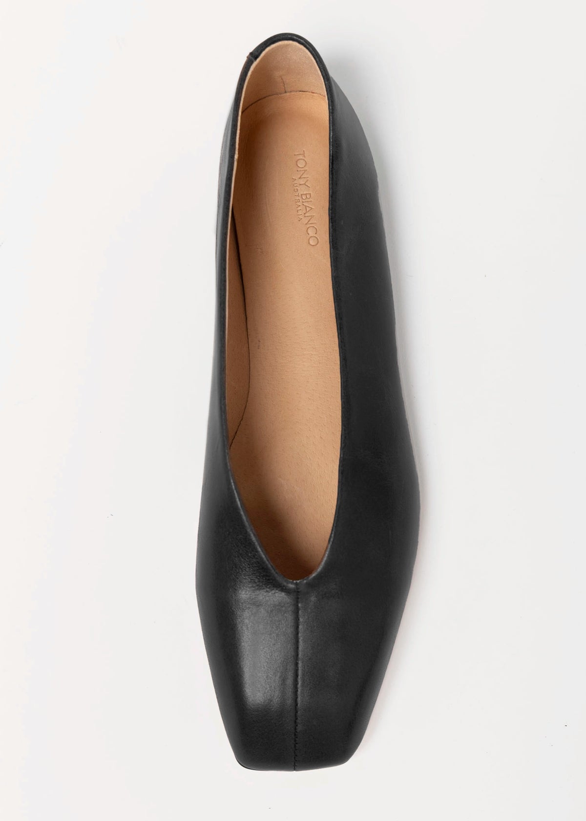 swatch_Black Leather Tony bianco brash flat