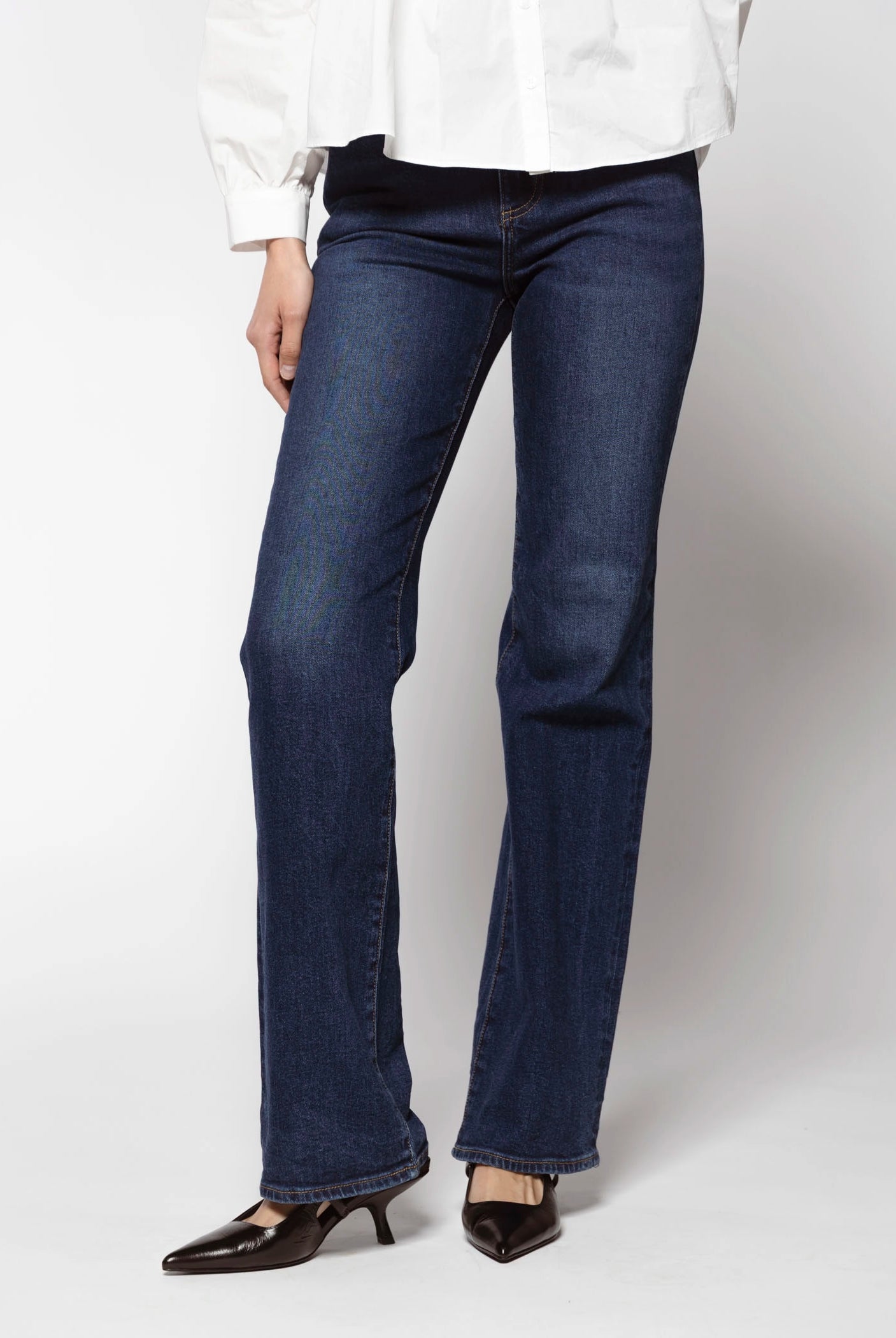 swatch_Dark Denim evie bootcut jeans