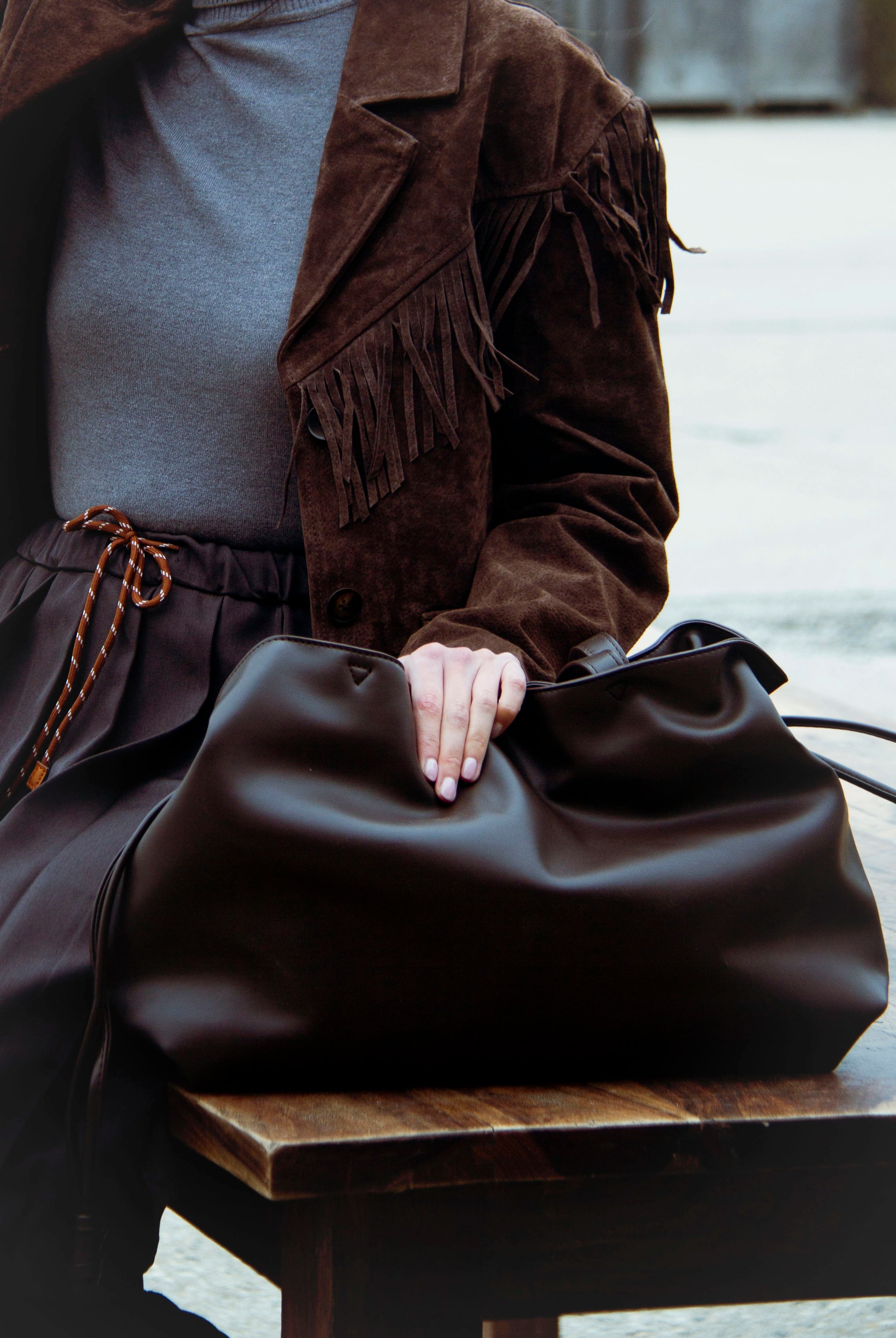swatch_Chocolate reese tote handbags