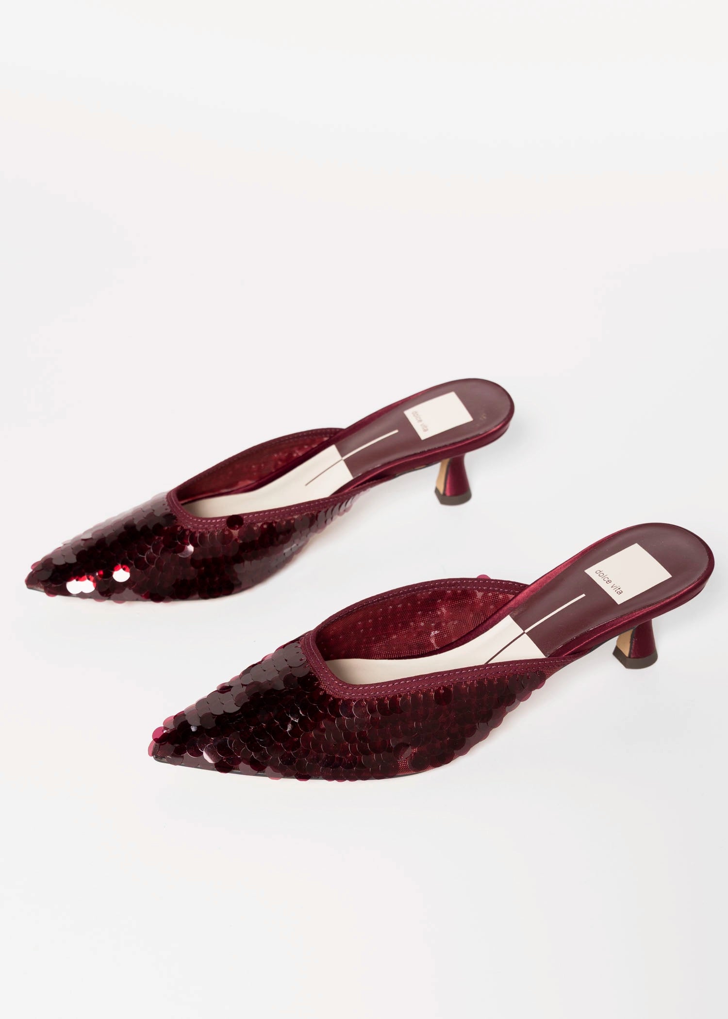 swatch_Cranberry cleo heel shoes